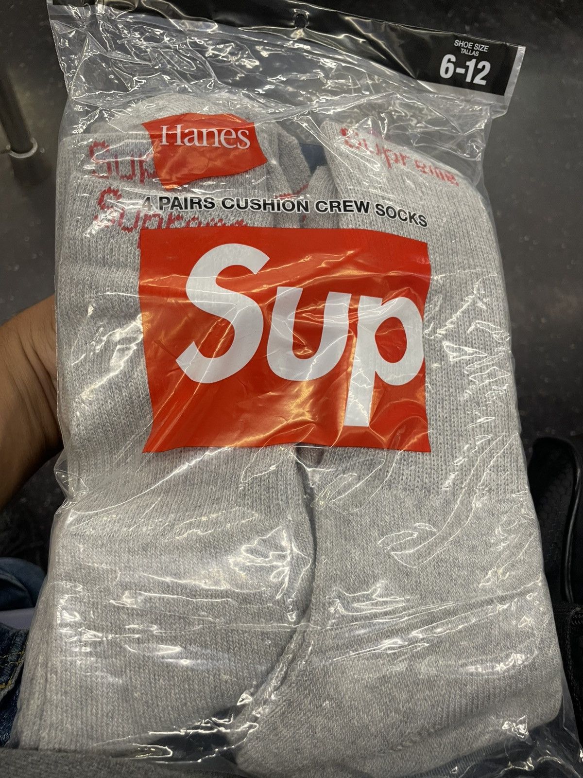 Hanes × Supreme Supreme grey socks Size ONE SIZE - 1 Thumbnail
