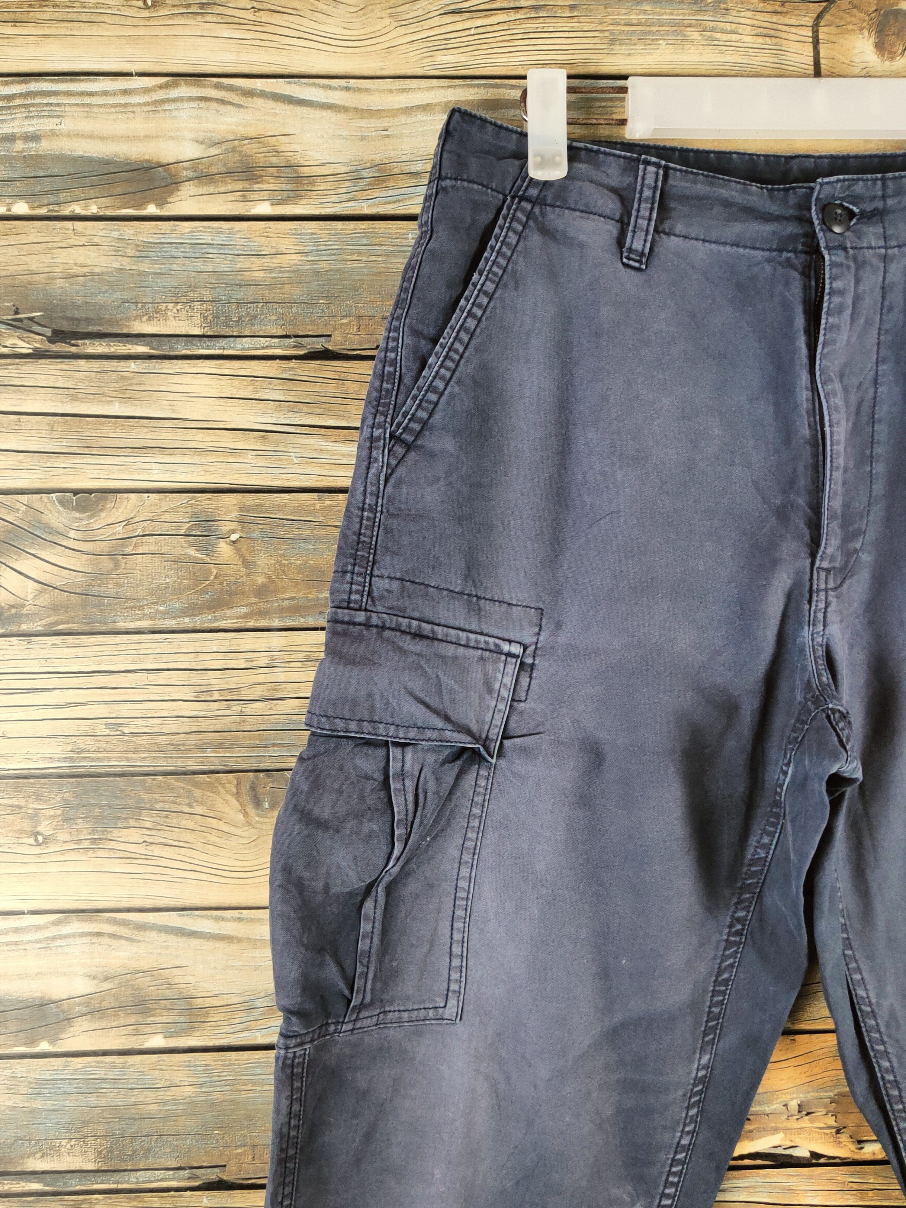 Japanese Brand DL Uniqlo Dark Blue Multipocket Cargo Pants #46-373 Size US 31 - 3 Thumbnail