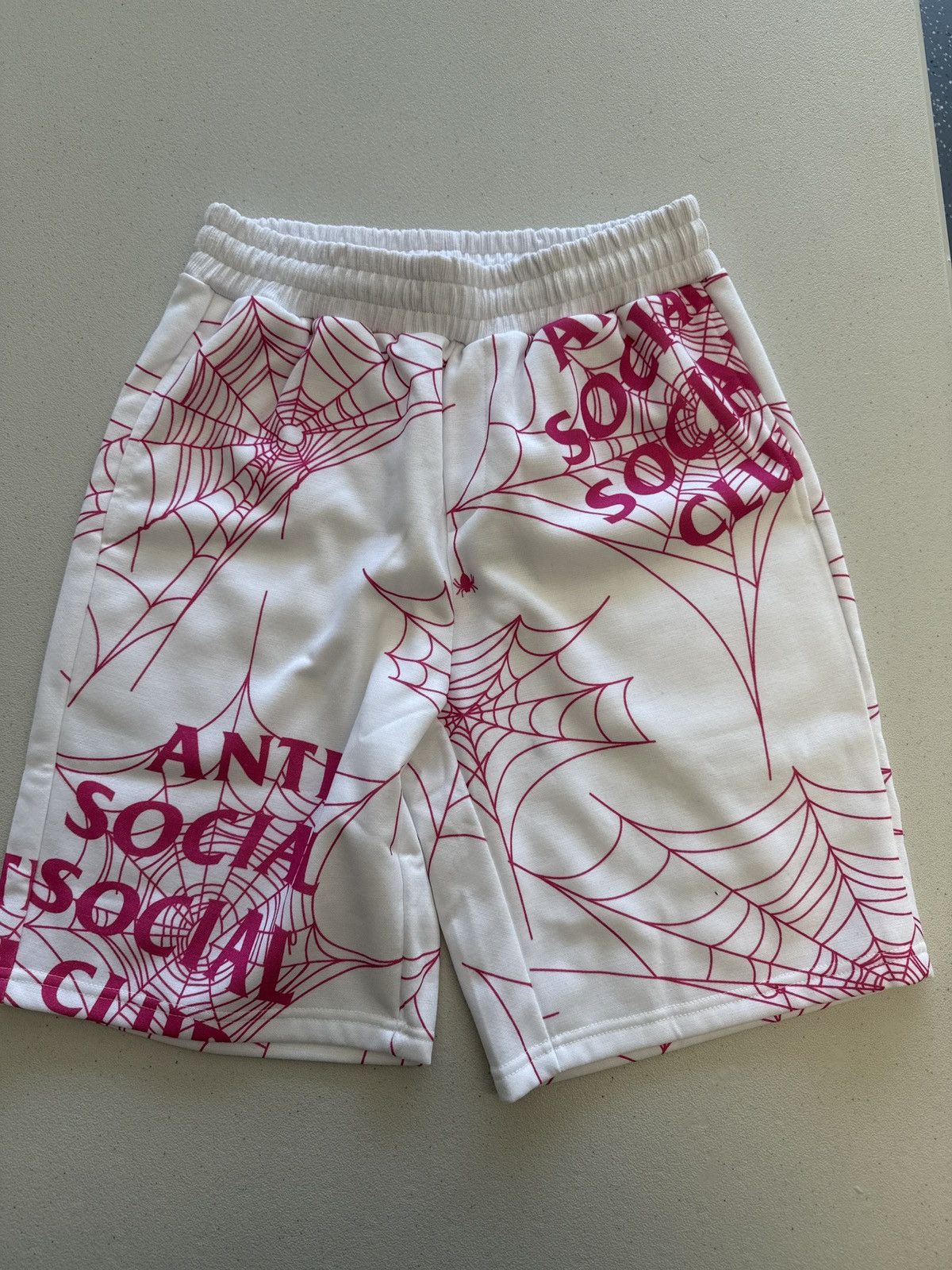 Anti Social Social Club ASSC Crawling in the dark Size US 34 / EU 50 - 2 Thumbnail
