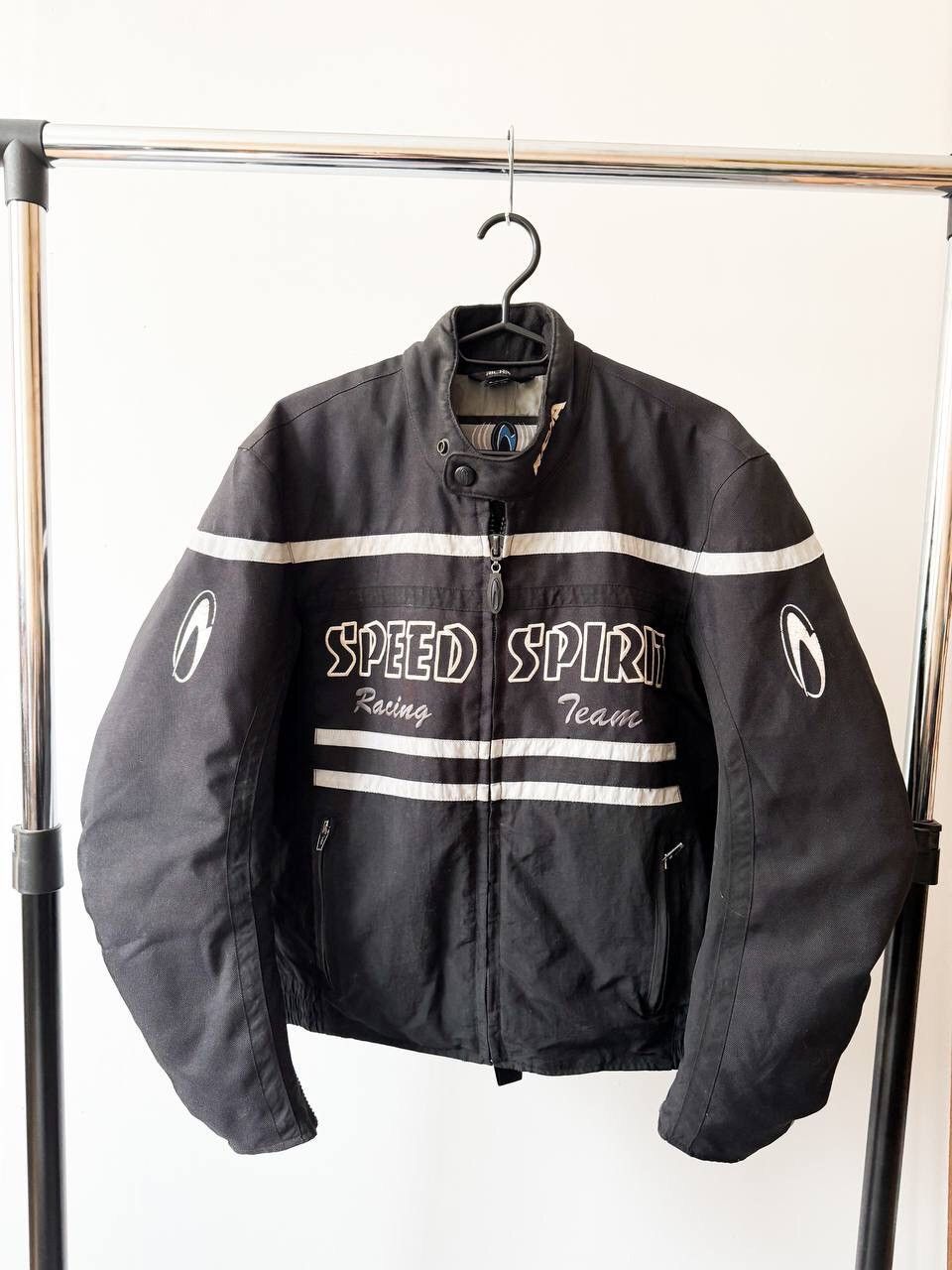 image of F1 Vintage Team Spirit Racing Jacket in Black, Men's (Size Small)