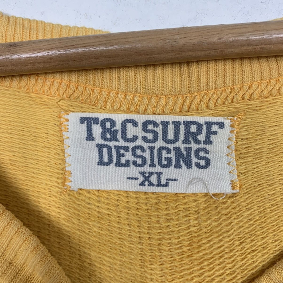 Japanese Brand Town And Country Surf Hawaii Crewneck Sweatshirt Size US XL / EU 56 / 4 - 12 Thumbnail