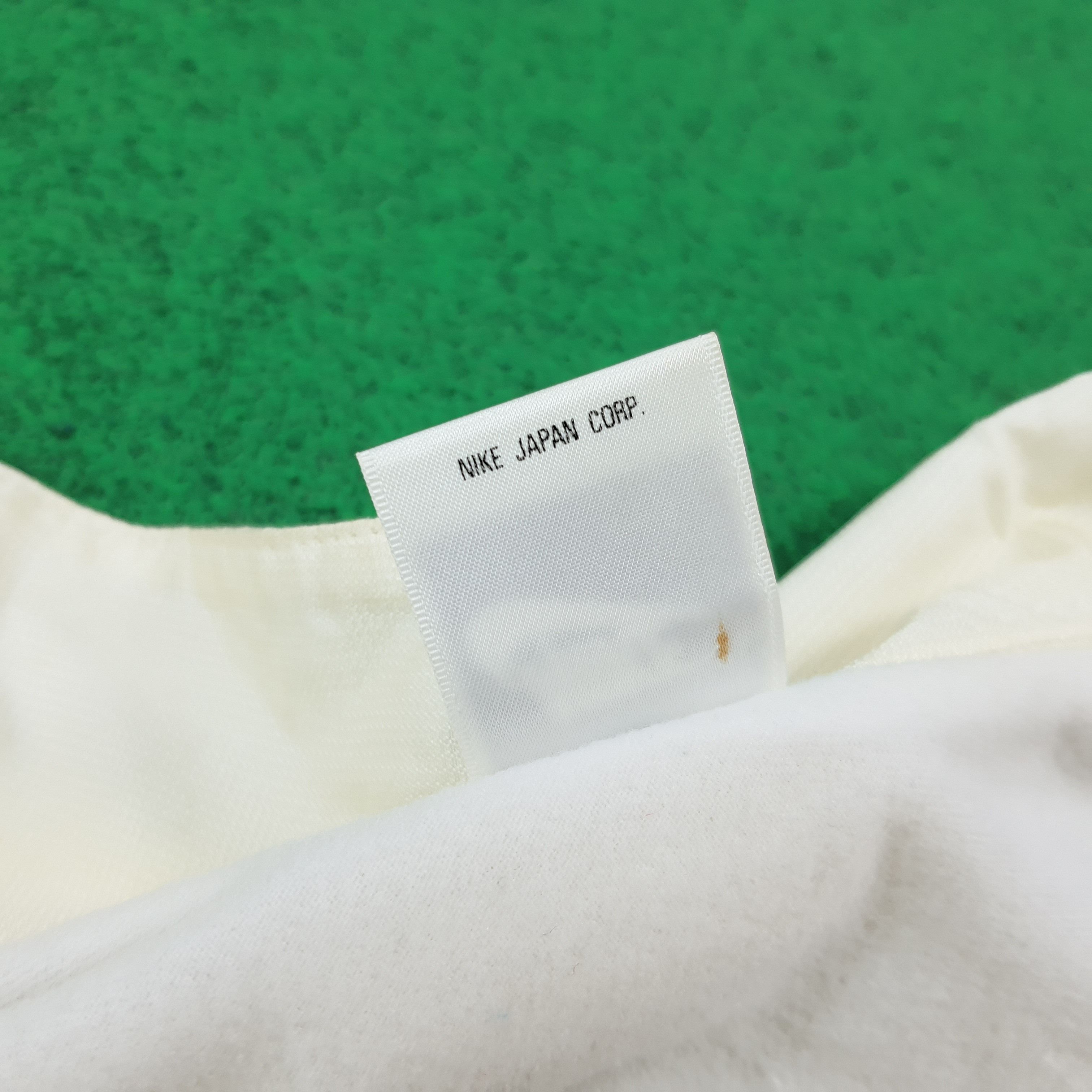 Nike Vintage NIKE Game Tennis Gear Windbreaker Bomber C306N14 Size US L / EU 52-54 / 3 - 6 Thumbnail