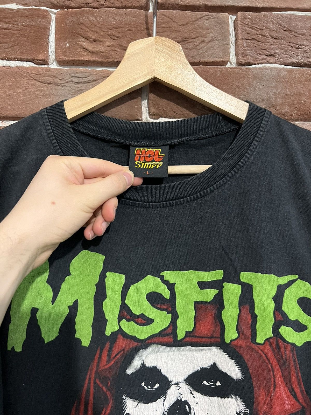 Band Tees Rare Vintage Y2K 00s Misfits Fiend Club Punk Band Tee Size US L / EU 52-54 / 3 - 6 Thumbnail