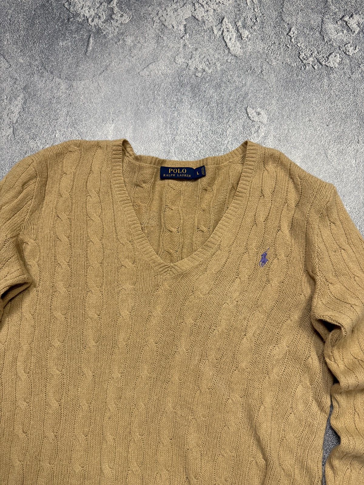 Polo Ralph Lauren Polo Ralph Lauren V-Neck Cable Knitwear Sweater Vintage Size US L / EU 52-54 / 3 - 3 Thumbnail