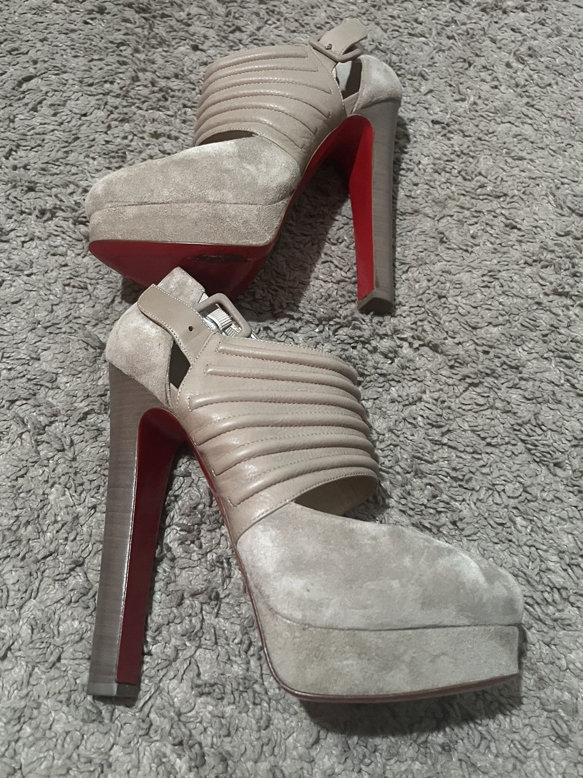 image of Christian Louboutin Vintage Red Bottoms Shoes in Beige, Women's (Size 8.5)