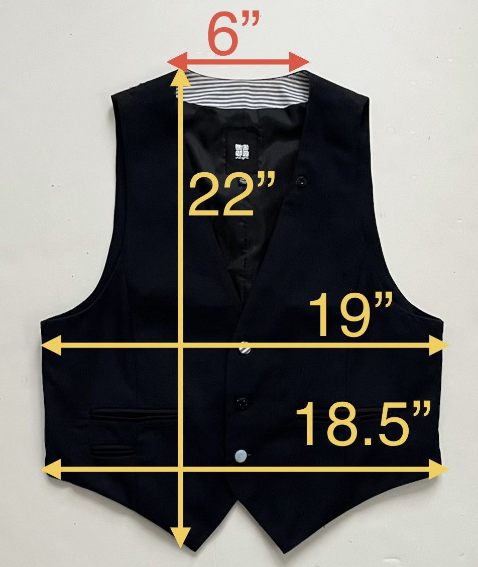 Insight Casual 3 Button Vest, PolyBlend, Men US Small, Brand=Insight Size US S / EU 44-46 / 1 - 3 Thumbnail