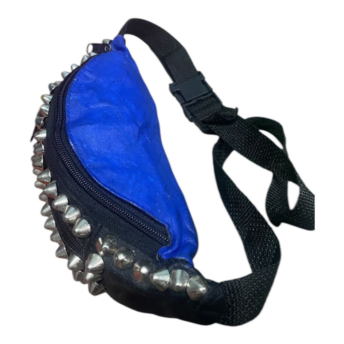 Handmade 💥PUNK DESIGN POUCH BAG LEATHER STUDDED Size ONE SIZE - 6 Thumbnail