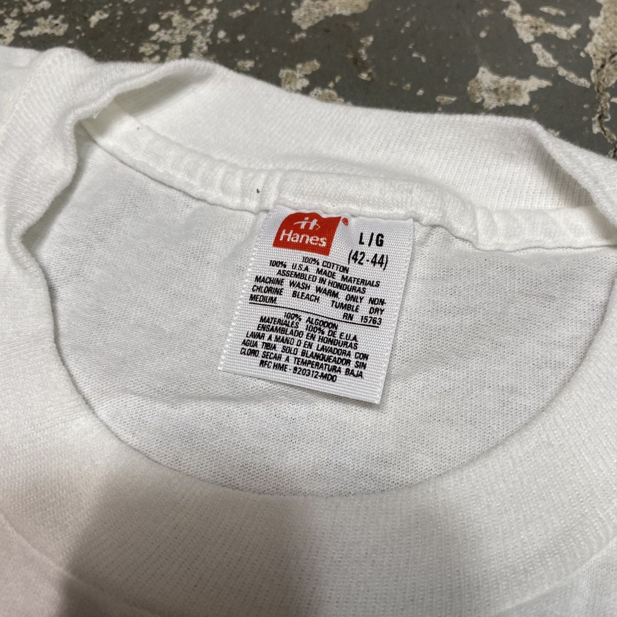 Vintage Vintage Hanes White Blank 90s Single Stitch Tshirt Size US L / EU 52-54 / 3 - 3 Thumbnail