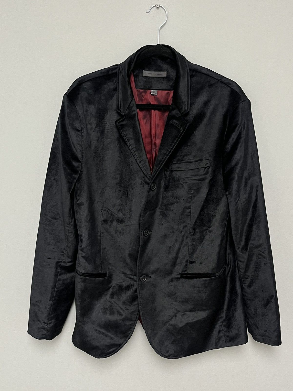 John Varvatos Crushed Velvet Button Font Jacket. Size 48 US 38 Size US M / EU 48-50 / 2 - 6 Thumbnail