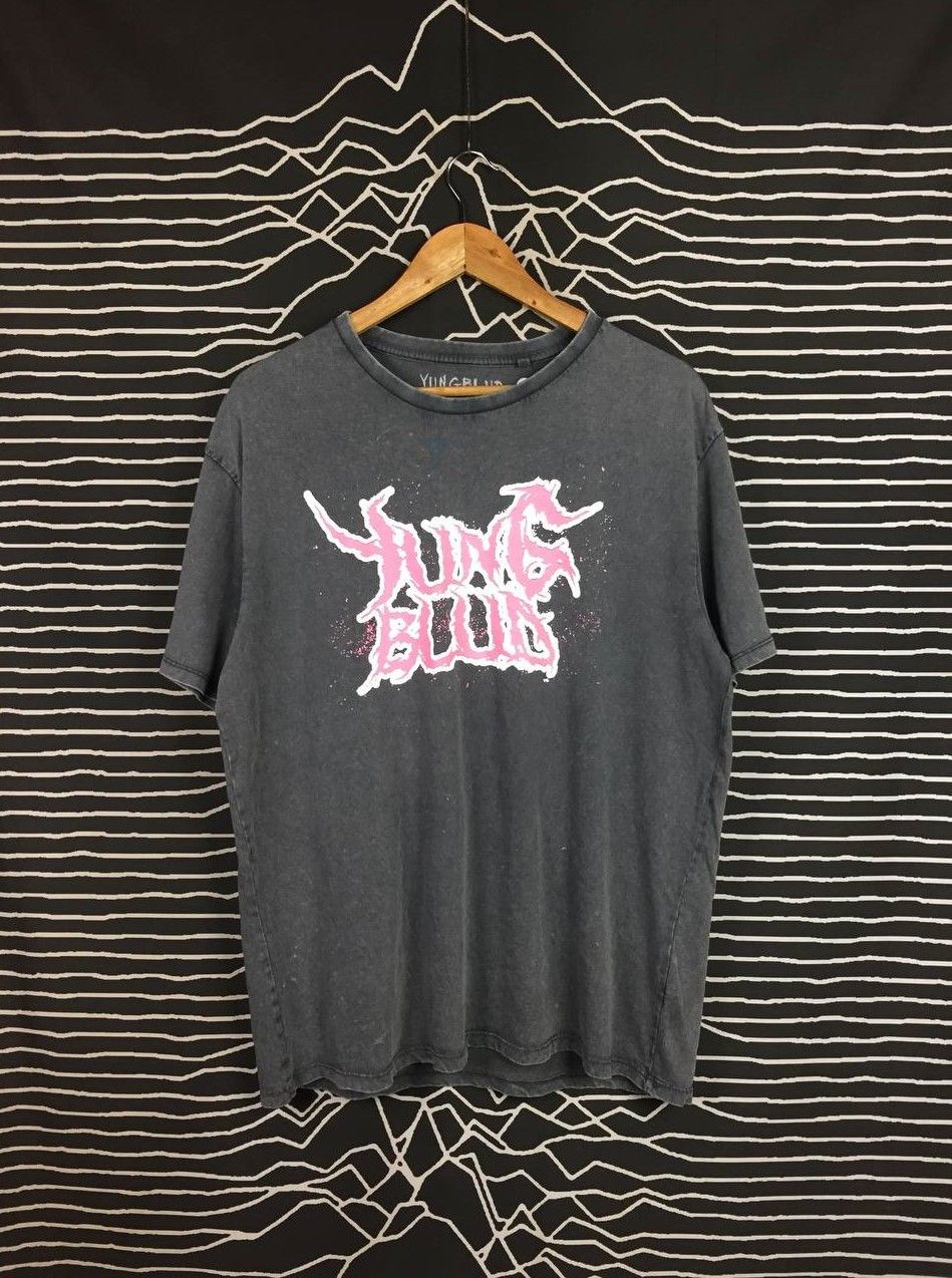 Band Tees Yungblud Deadhappy Logo Music Merch Charcoal Grey Tee Size US S / EU 44-46 / 1 - 5 Thumbnail