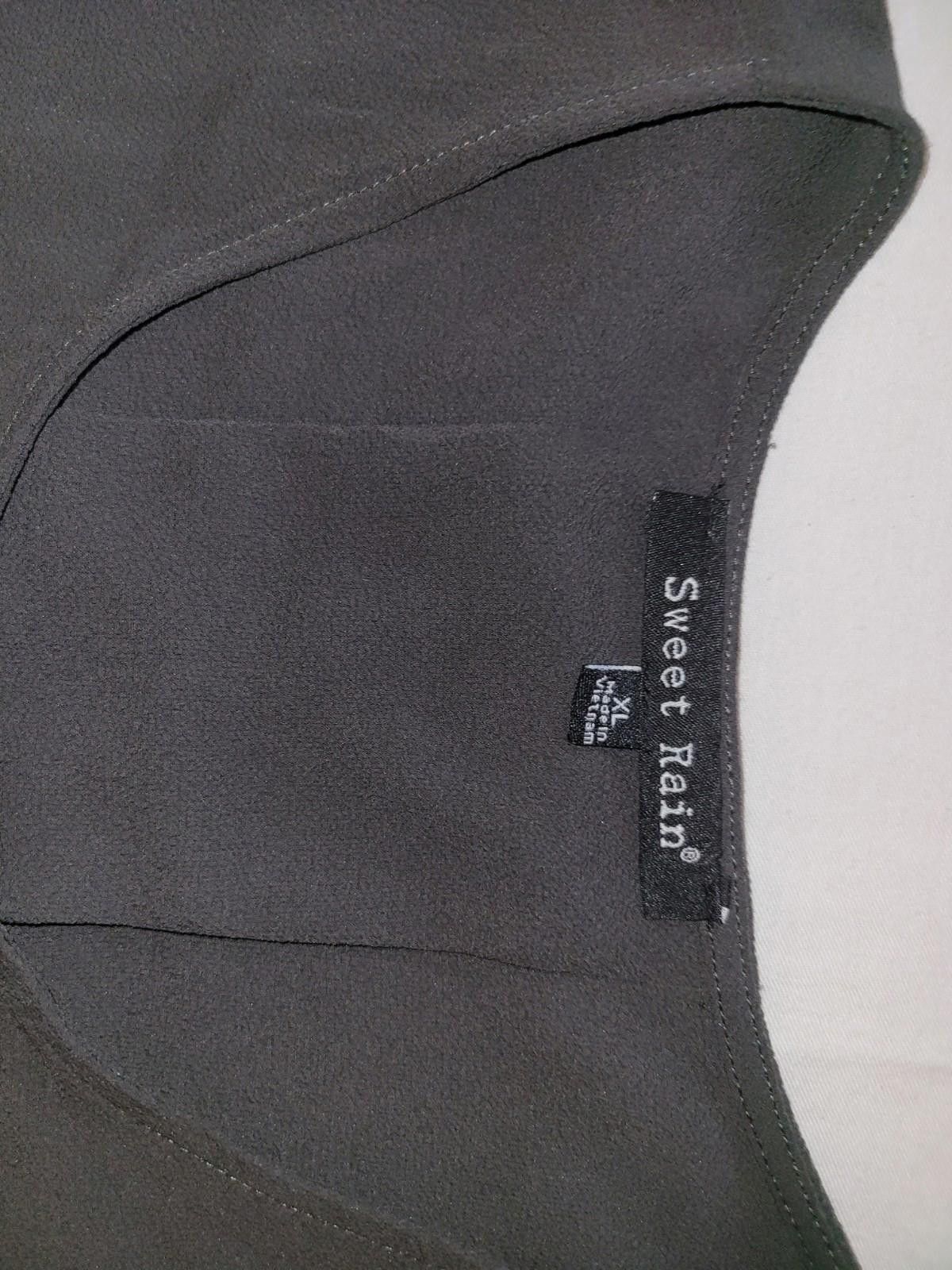 Designer Sweet Rain junior's charcoal gray XLshort sleeve blouse Size XL / US 12-14 / IT 48-50 - 2 Thumbnail