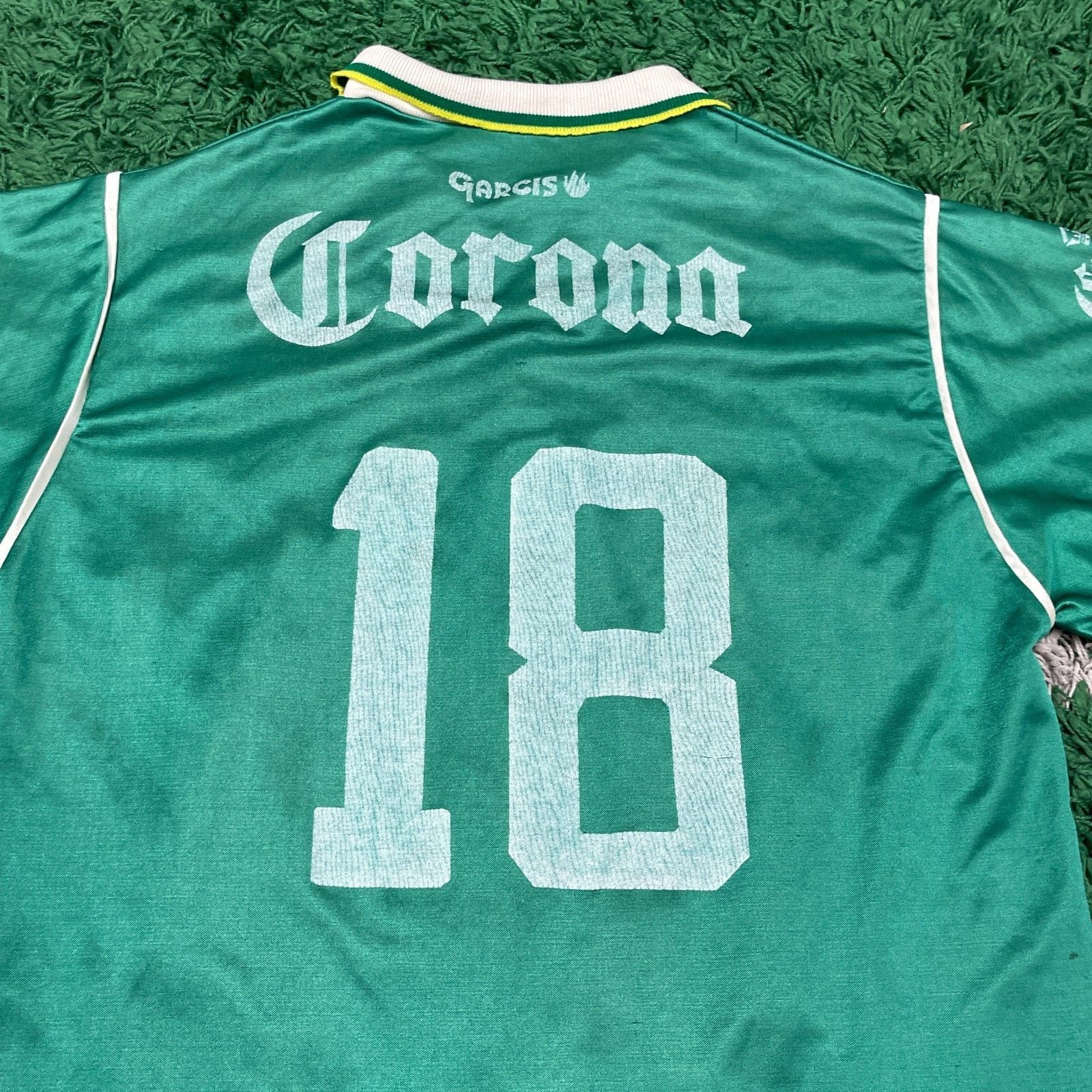 Vintage Vintage Cruzeiro Club León 1995/96 home soccer jersey green Size US L / EU 52-54 / 3 - 7 Thumbnail