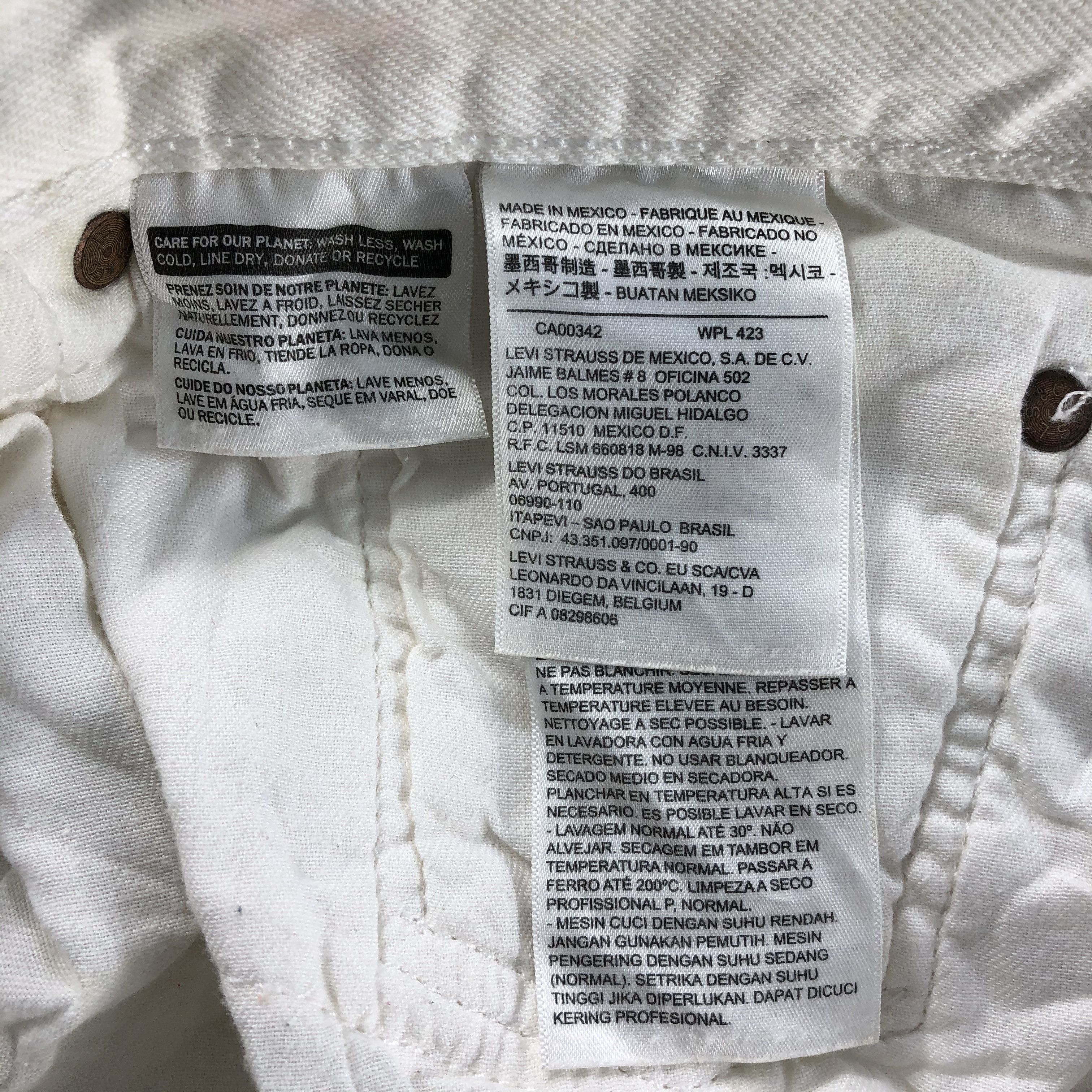 Levi's Vintage Levis 501 Jeans- J1375 Size US 41 - 9 Thumbnail