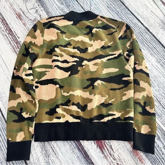 J.Crew J. Crew Camouflage Bomber Knit Merino Wool Blend Jacket Size XS / US 0-2 / IT 36-38 - 4 Thumbnail