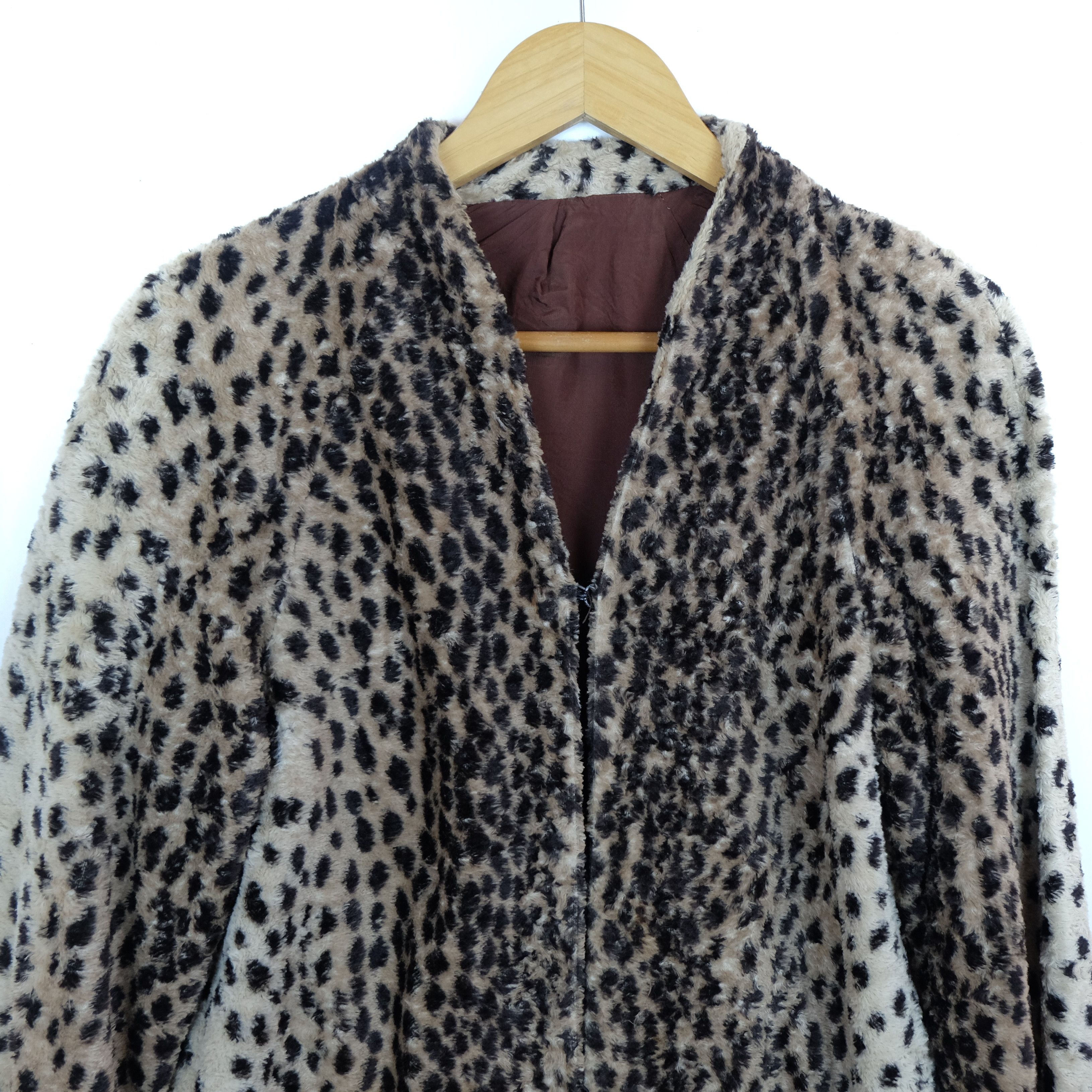Japanese Brand Vintage Japan Tiger Faux Fur Style Jacket Size S / US 4 / IT 40 - 3 Thumbnail