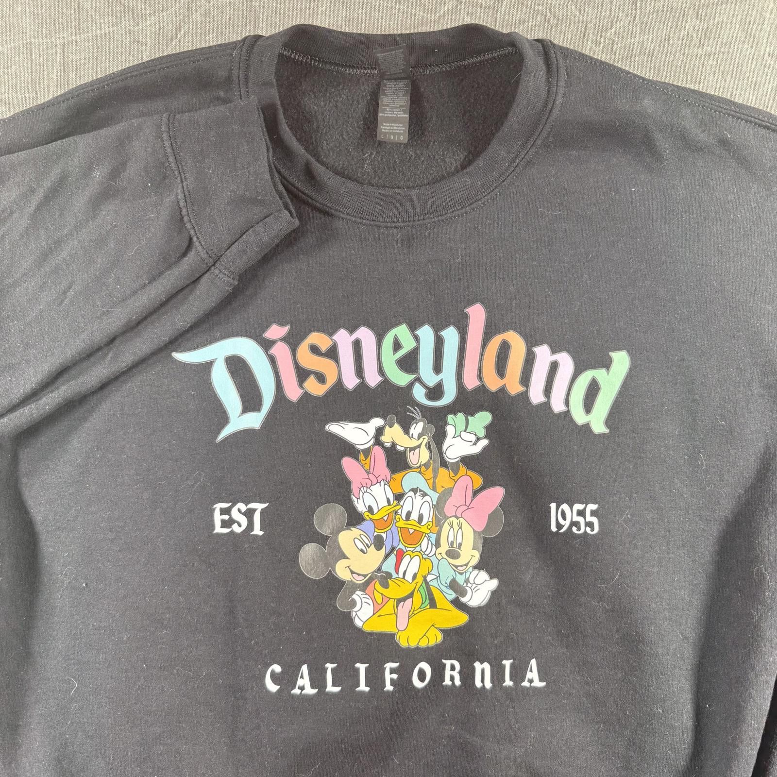 Disney Disney Sweater Women's L Black Disneyland Crewneck Size ONE SIZE - 1 Thumbnail