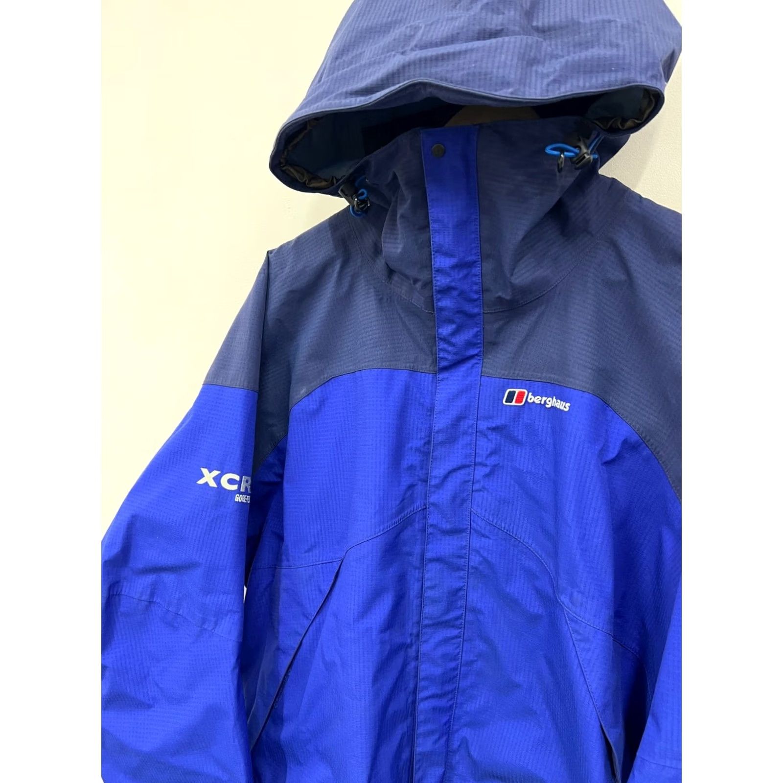 Berghaus VINTAGE Berghaus Jacket Men 2XL Blue Hooded Gore-Tex XCR Coat Size US XXL / EU 58 / 5 - 4 Thumbnail
