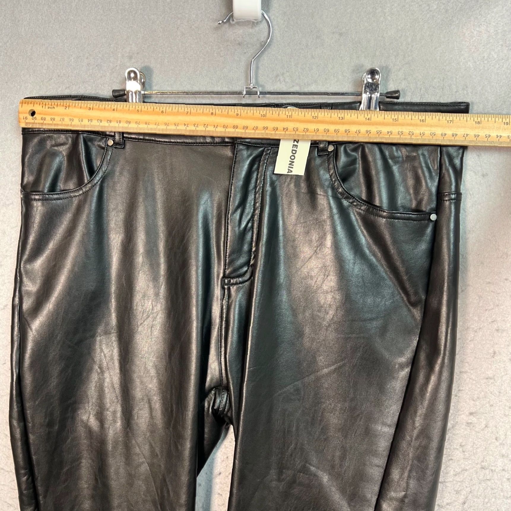 Calzedonia Calzedonia Womens XL Black Faux Leather High-Waisted Skinny Pants NEW! Calzedonia Womens XL Black Faux Leather High-Waisted Skinny Pants NEW! Size 40" / US 18 - 6 Thumbnail
