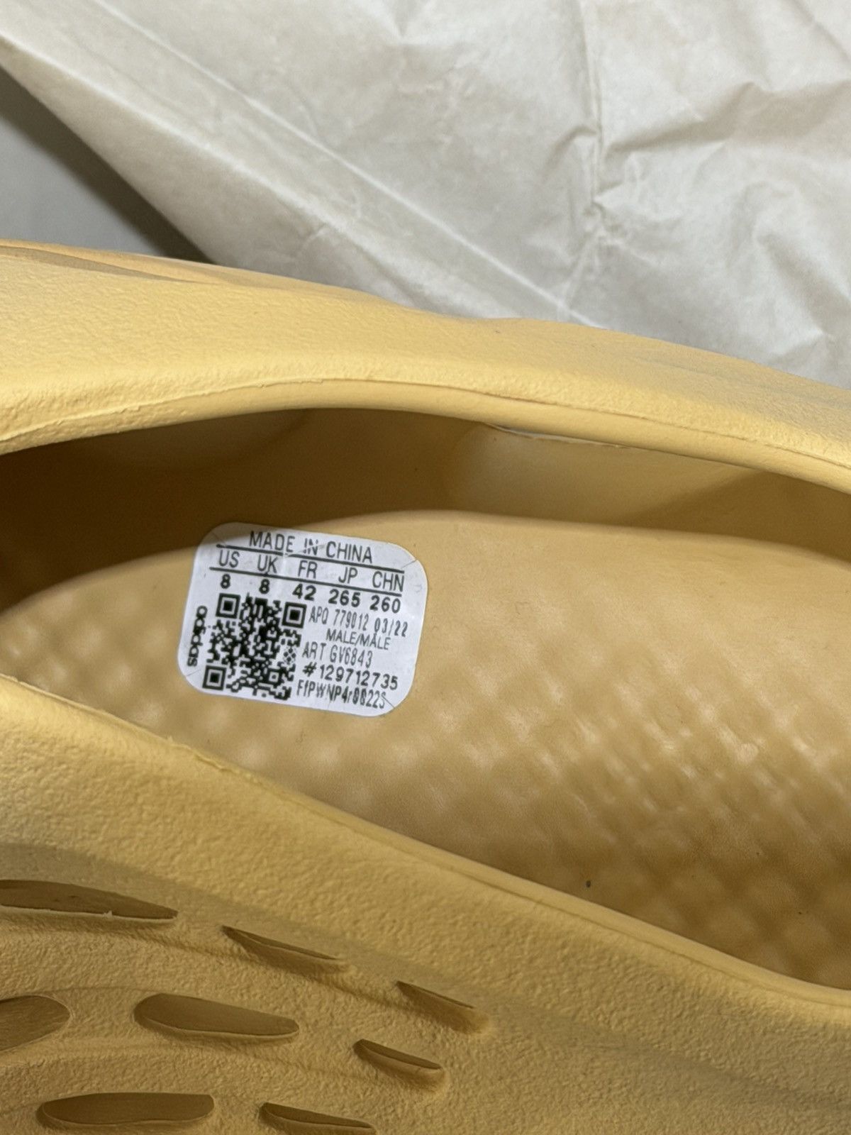 Adidas × Kanye West Adidas Yeezy Foam Runner Size US 8 / EU 41 - 10 Thumbnail