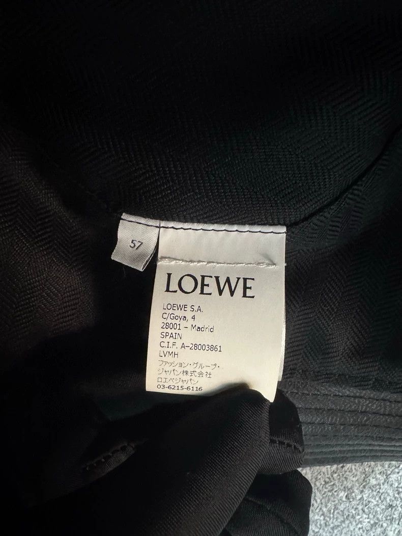 Loewe LOEWE size57 Black calf leather cap with logo Size ONE SIZE - 4 Thumbnail
