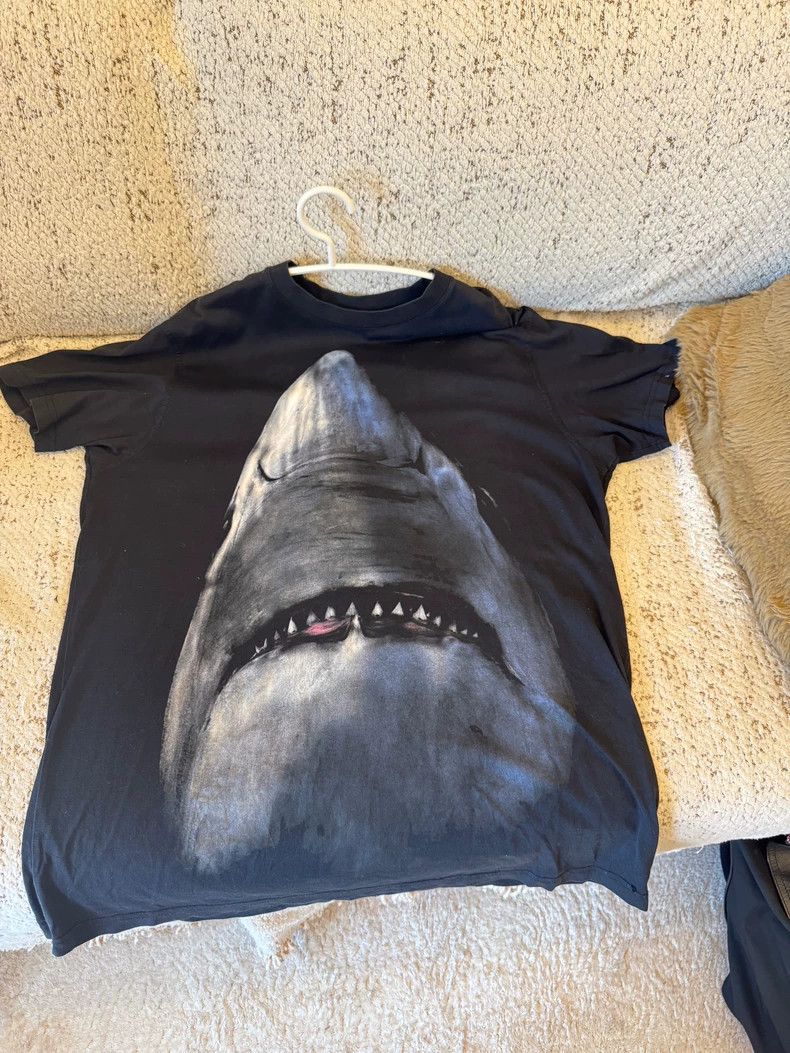 Givenchy Shark short-sleeve T, oversize