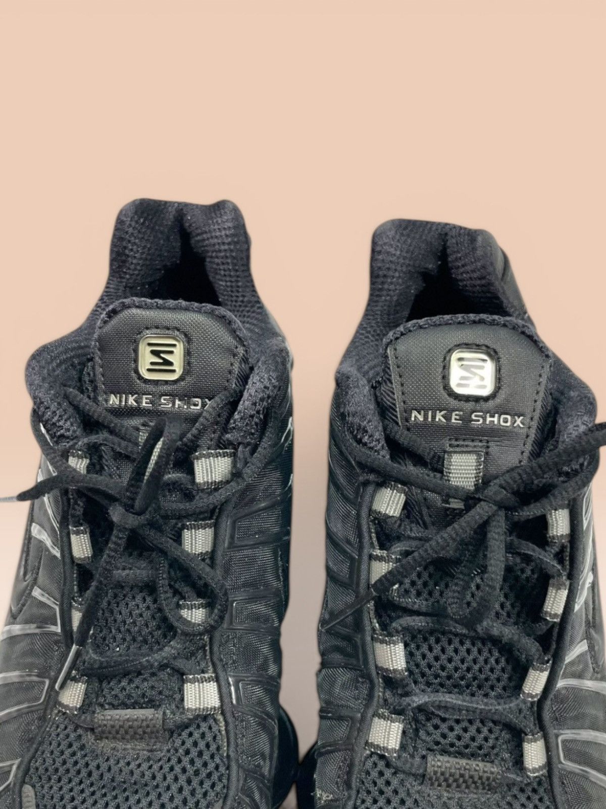 Nike Nike SHOX TL Triple Black Size US 7 / EU 40 - 16 Thumbnail