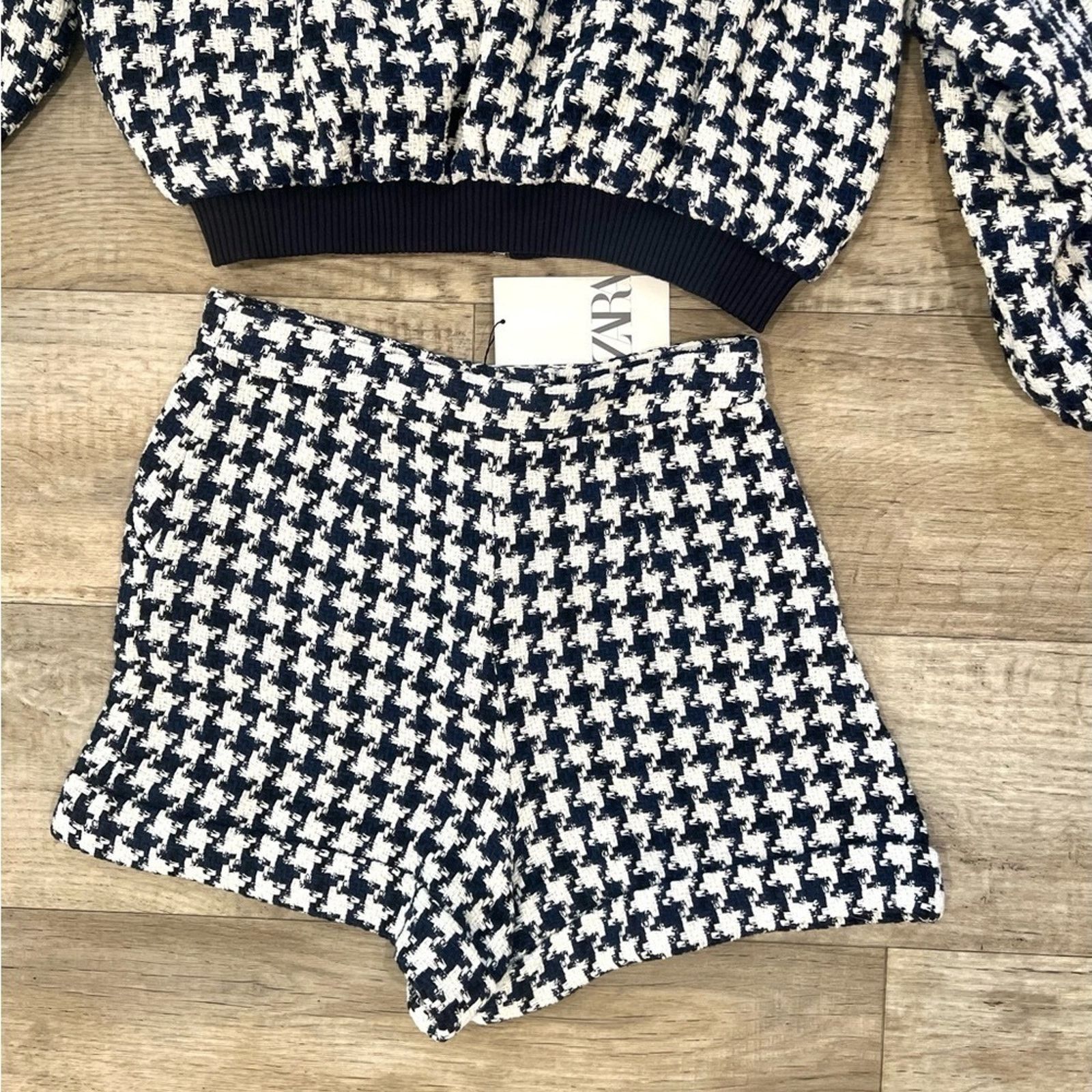 Zara ZARA Houndstooth Co-Ord Set Jacket (L) + Shorts (M) NWT Size 28" / US 6 / IT 42 - 12 Thumbnail