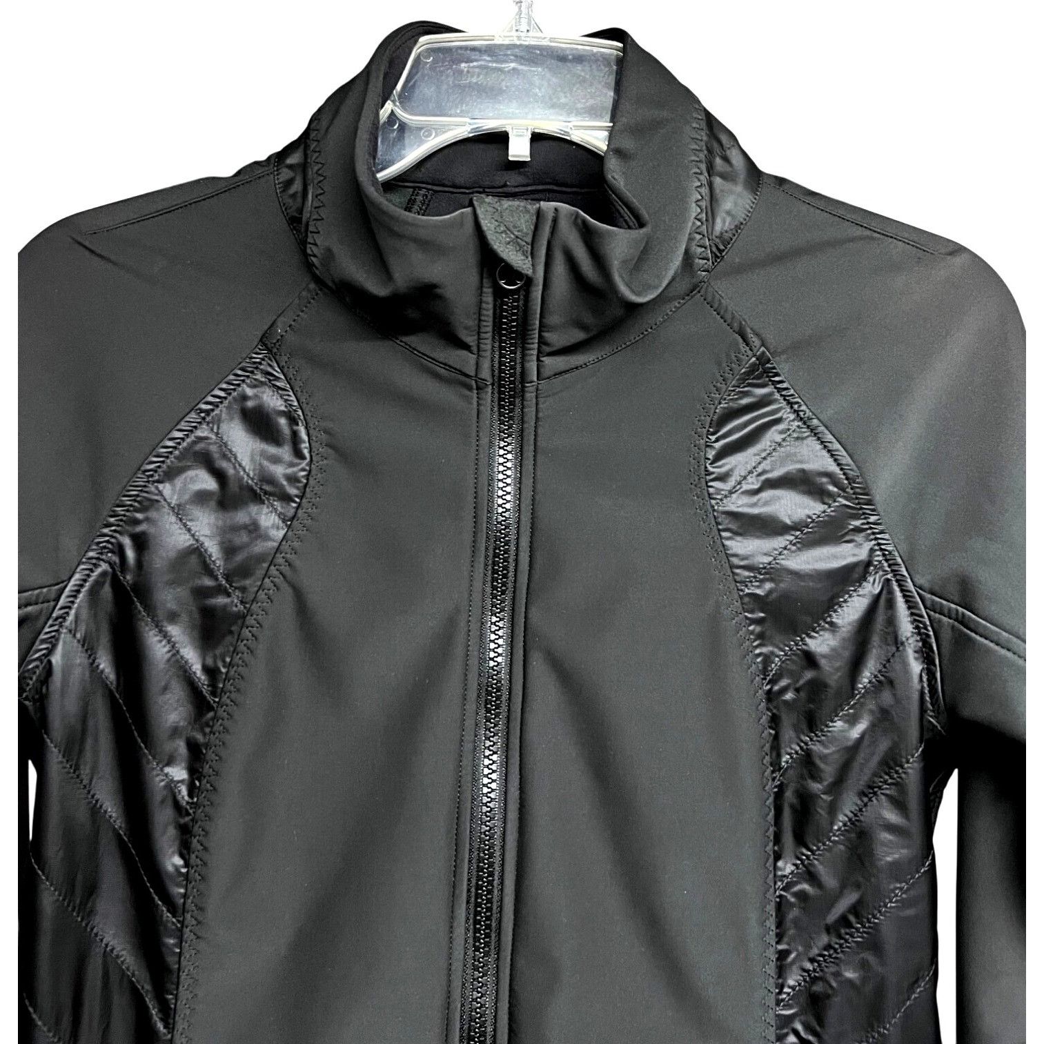 Lululemon Lululemon Wind Runner Softshell Zip Up Black Athletic Jacket Size M / US 6-8 / IT 42-44 - 8 Thumbnail