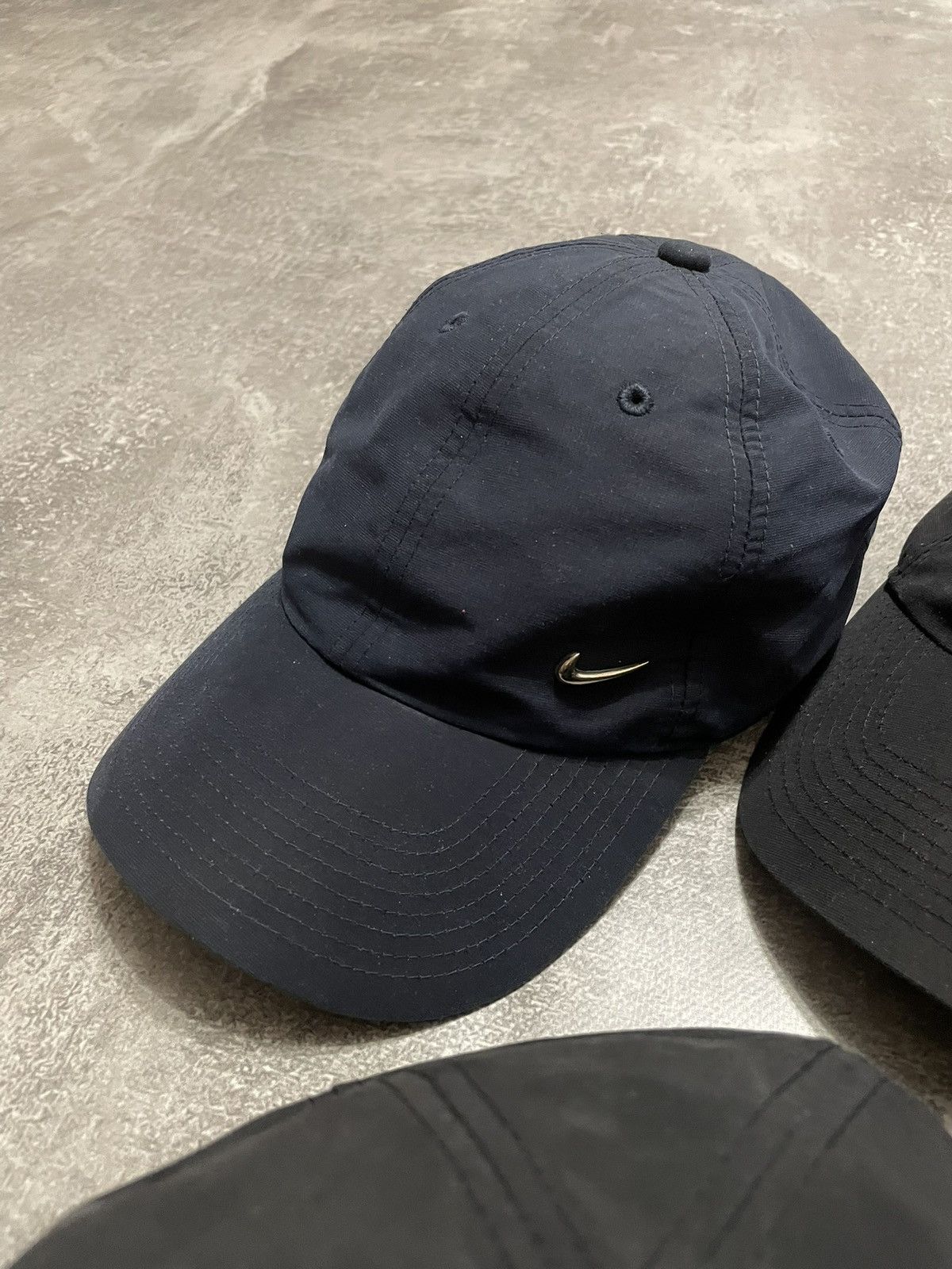 Nike × Vintage x6 Nike Metallic Swoosh Logo Cap Y2K Size ONE SIZE - 5 Thumbnail