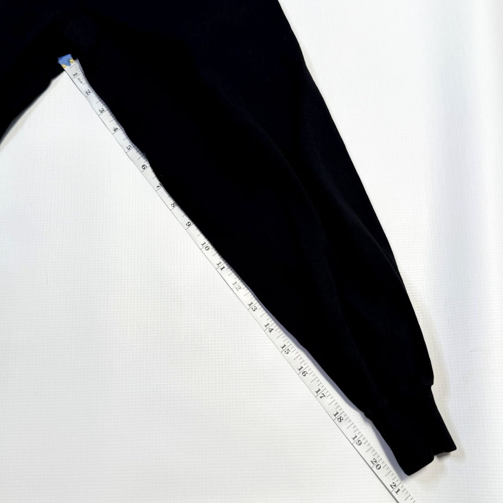 Half Evil Half Evil 333 Shirt Mens Small Black Long Sleeve Graphic Crewneck Streetwear Size US S / EU 44-46 / 1 - 4 Thumbnail