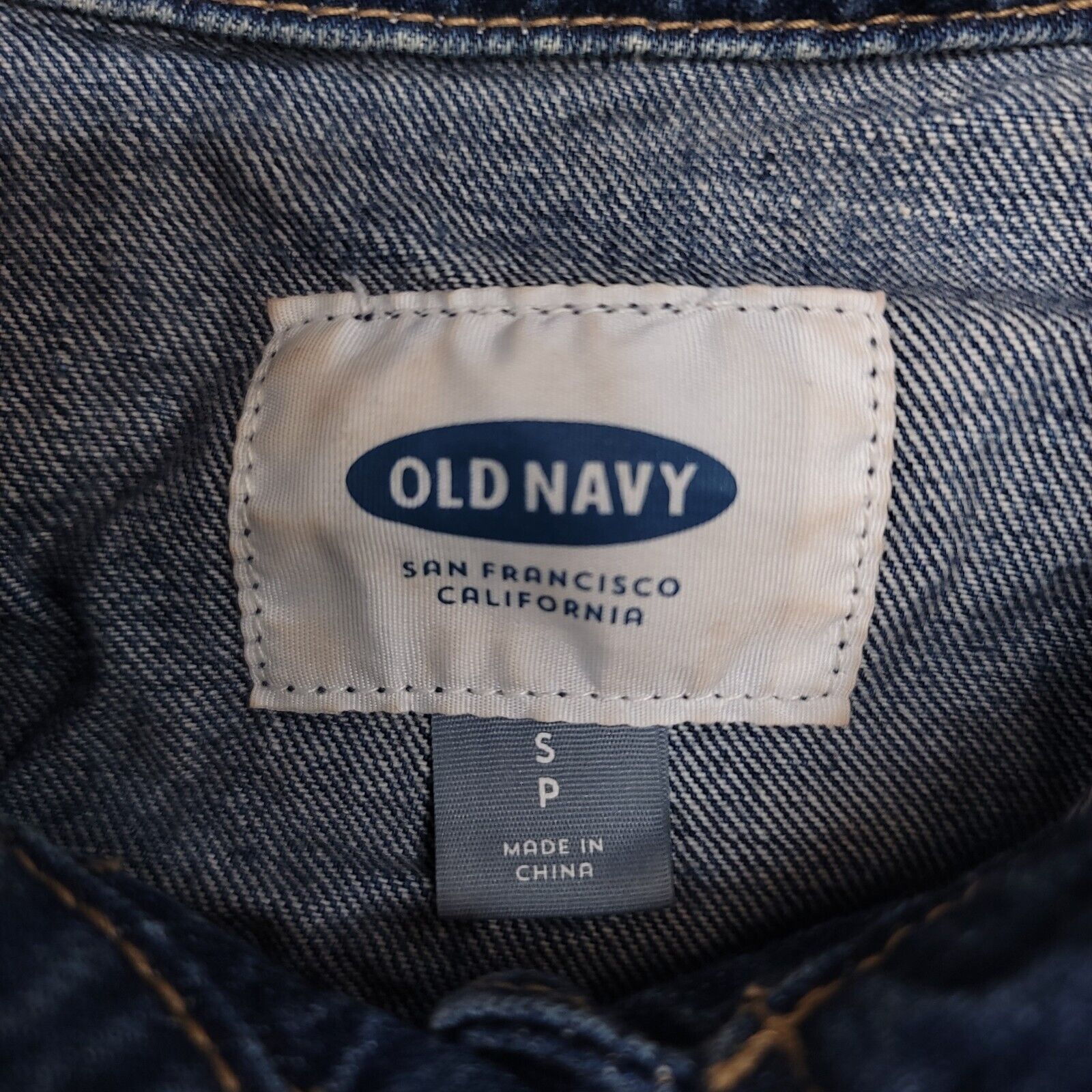 Old Navy Old Navy Casual Button Denim Jean Jacket Womens Size S Blue Size S / US 4 / IT 40 - 3 Thumbnail