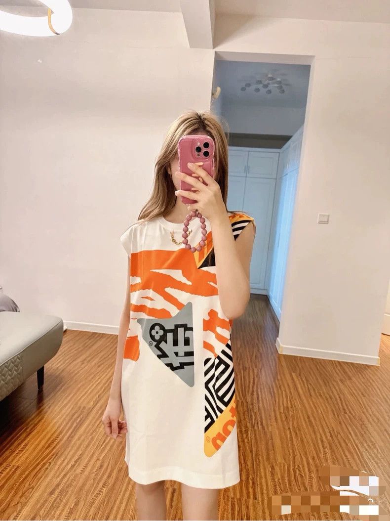 Louis Vuitton Louis Vuitton Geometric print dress Size M / US 6-8 / IT 42-44 - 9 Thumbnail