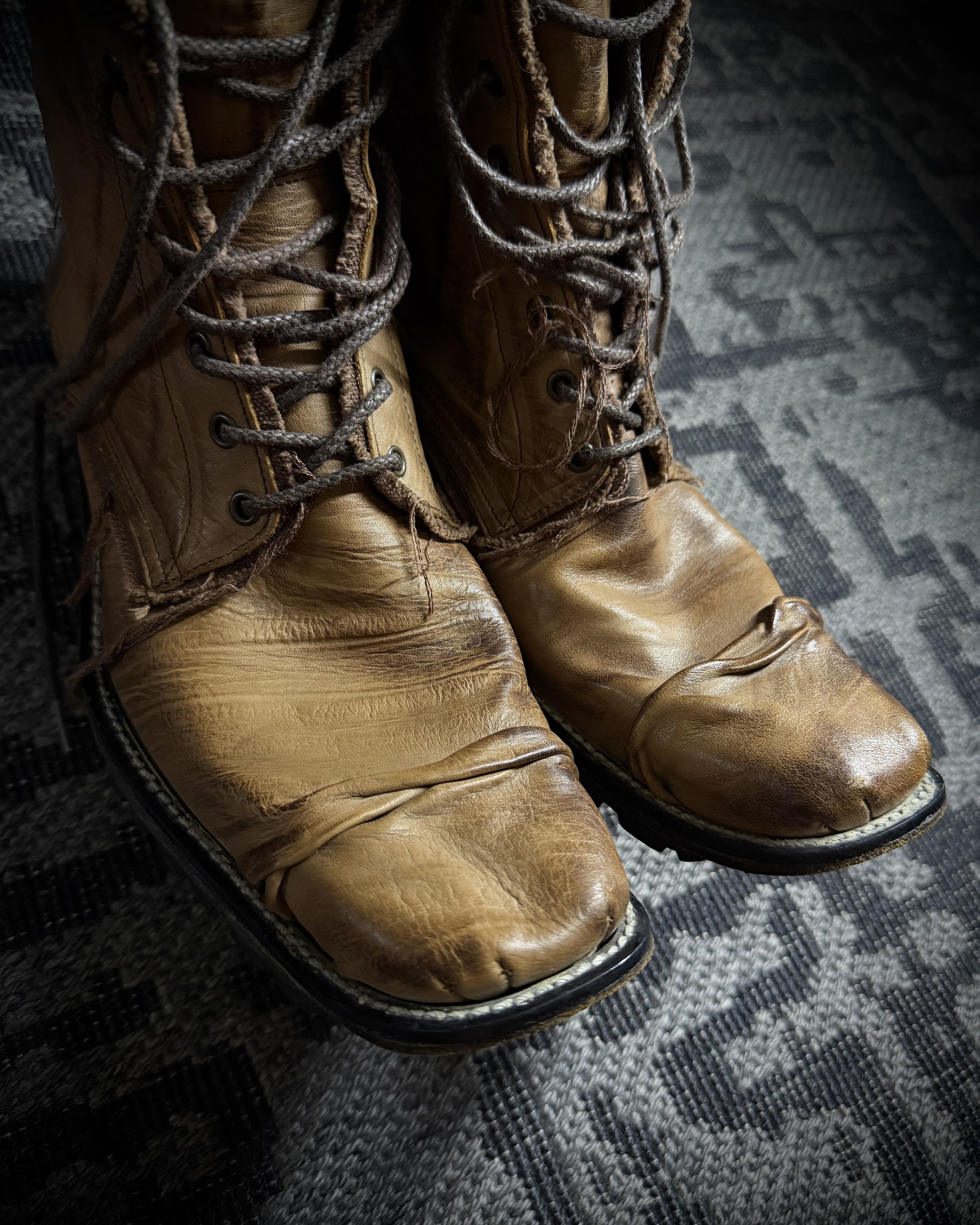 Roen Hiromu Takahara Distressed Raw Edge Leather Boots | Grailed