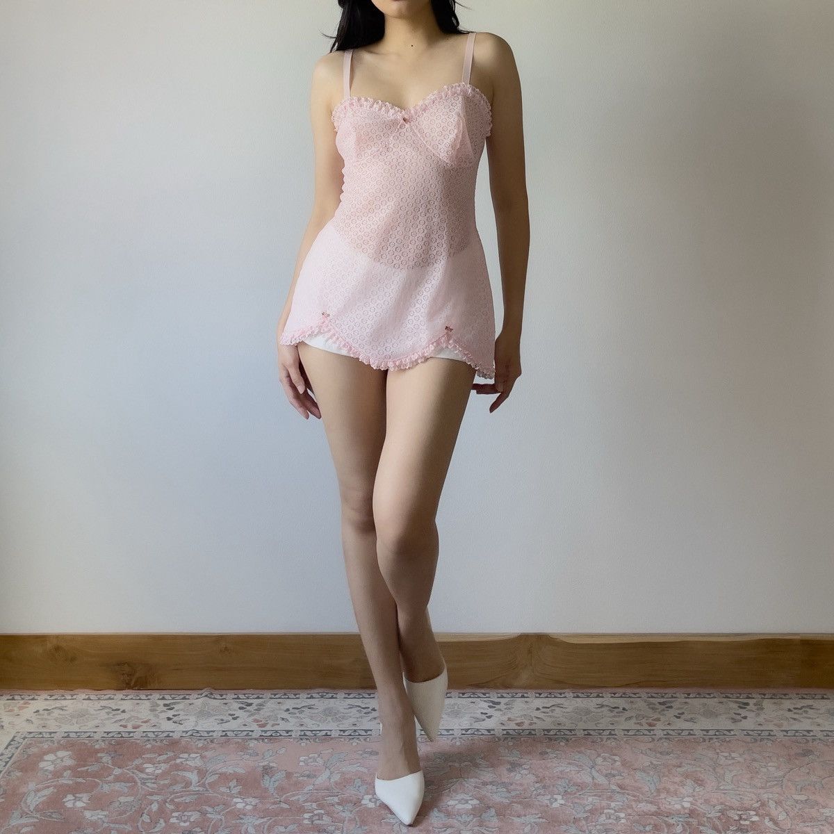 Vintage Vintage 1970s Pink Lace Lingerie Slip Dress (M–L) Size L / US 10 / IT 46 - 2 Thumbnail