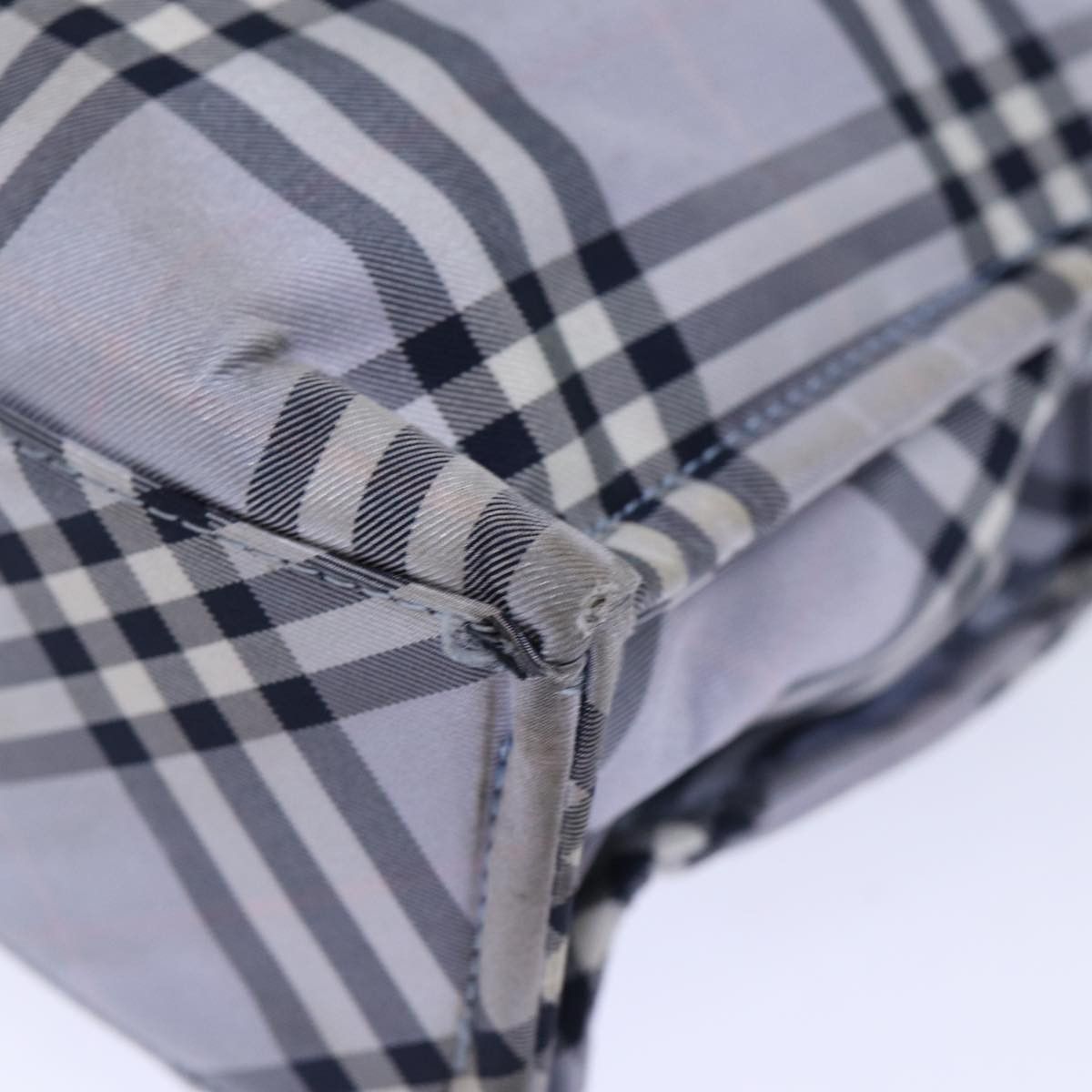 Burberry Burberry Nova Check Blue Label Hand Bag Nylon Blue Size ONE SIZE - 9 Thumbnail