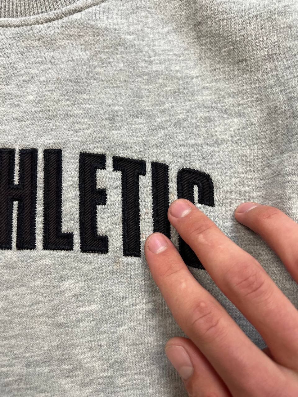 Nike Vintage Nike Athletic Sweatshirt Embroidered Big Logo Size US L / EU 52-54 / 3 - 14 Thumbnail