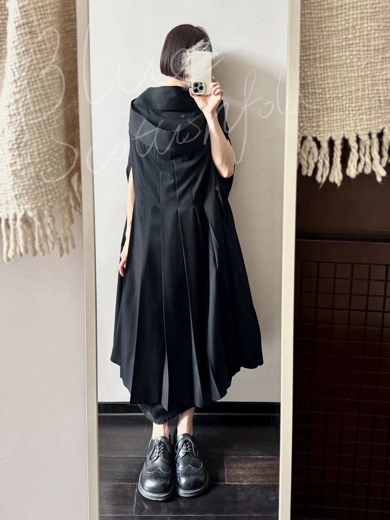 Comme des Garcons Comme Des Garcons Cloak dress 2503-Nextarrow Size S / US 4 / IT 40 - 1 Thumbnail