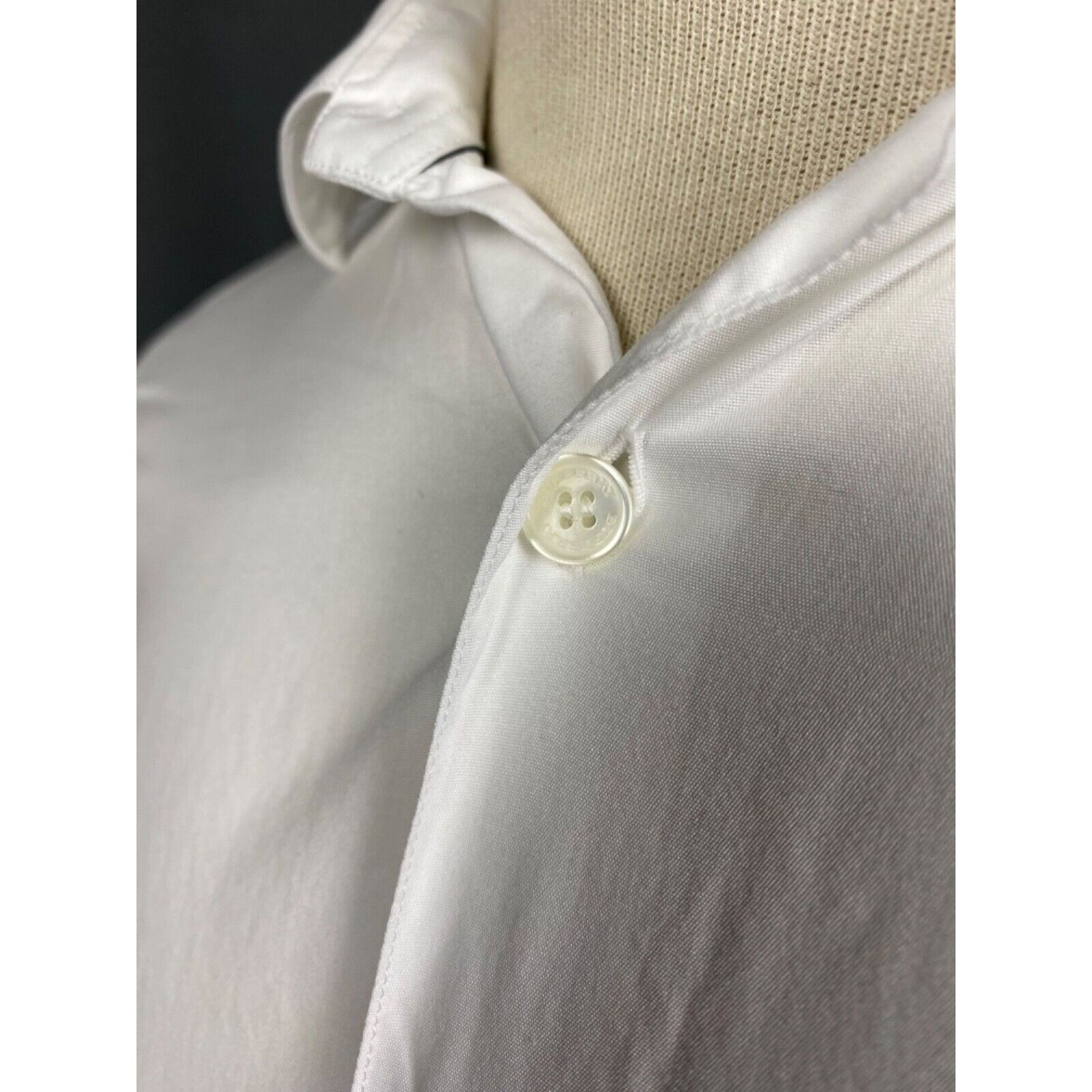 Burberry Burberry Men's White Longsleeve Shirt Size 15 - 38 Size US M / EU 48-50 / 2 - 8 Thumbnail