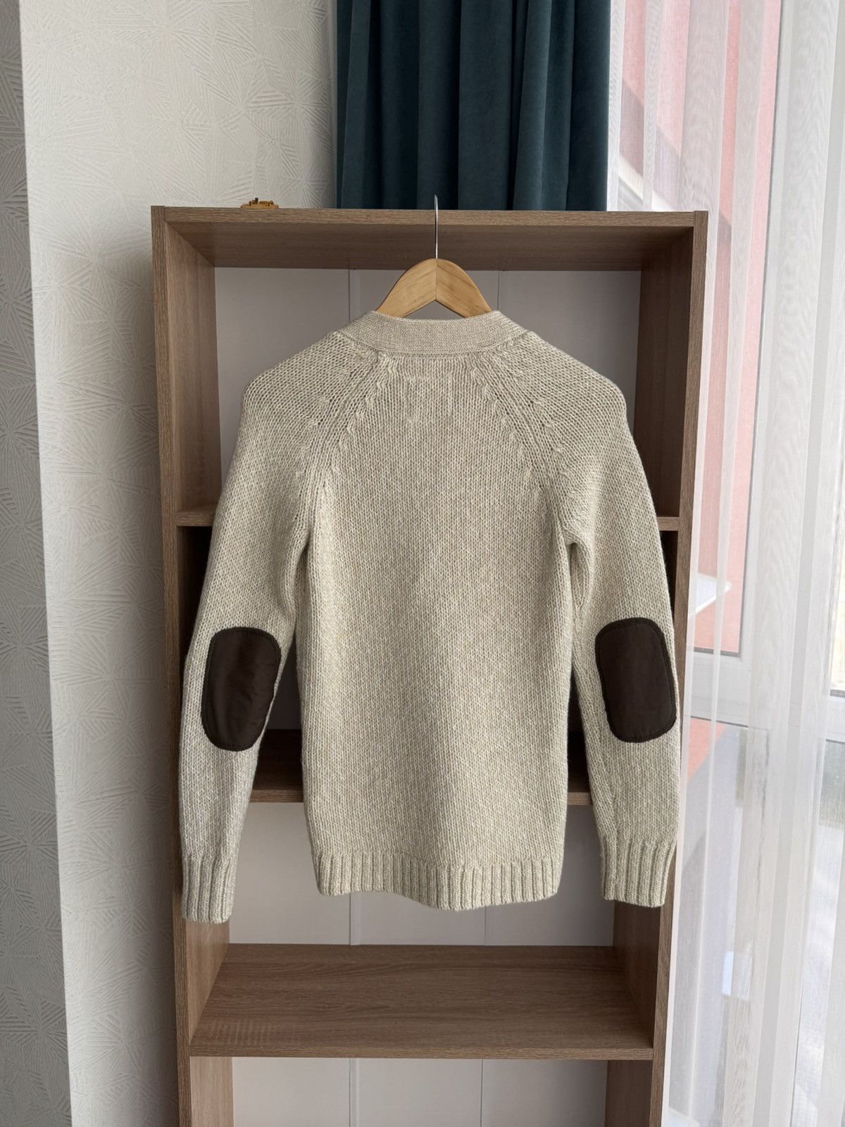 Peak Performance × Vintage Vintage Peak Performance W’ Sweden Wool Cable Knit Cardigan Size XS / US 0-2 / IT 36-38 - 10 Thumbnail