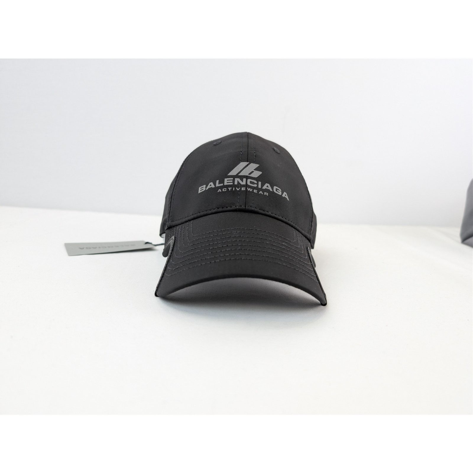 Balenciaga o1rshd1 Q:2 / Size: L / Activewear Logo Baseball Cap / Hat Size ONE SIZE - 2 Thumbnail