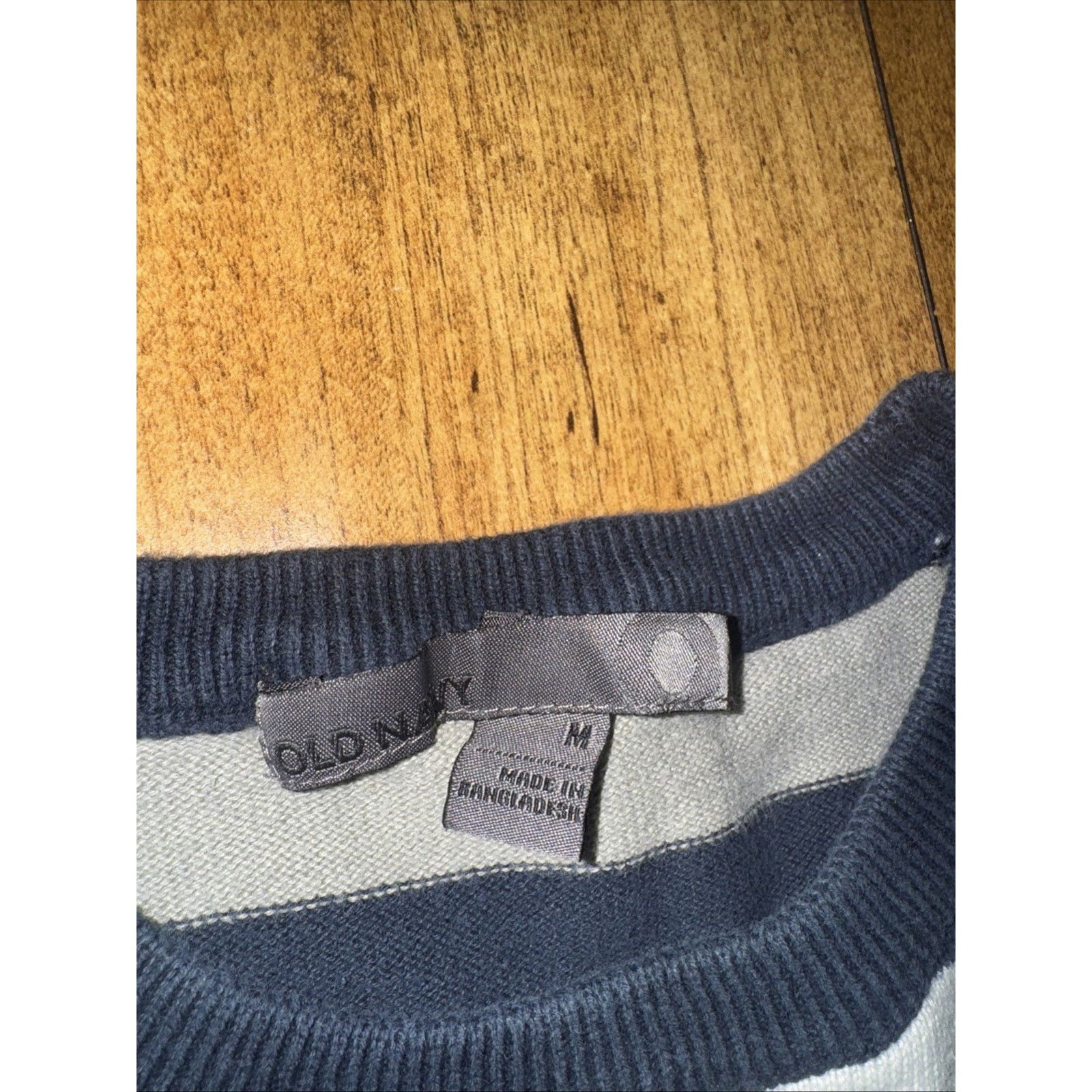 Old Navy Old Navy Striped Crewneck Sweater M Blue Gray Knit 18x23 Size US M / EU 48-50 / 2 - 3 Thumbnail