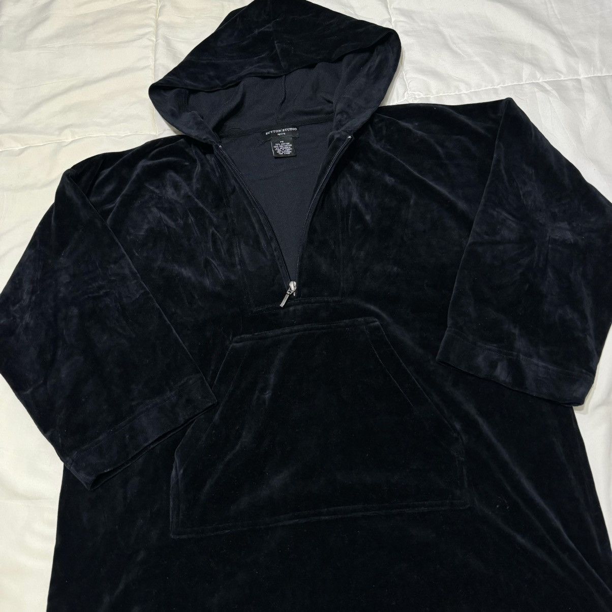 Sutton Studio × Vintage Black Y2K Velour Hoodie Pullover Size L / US 10 / IT 46 - 3 Thumbnail