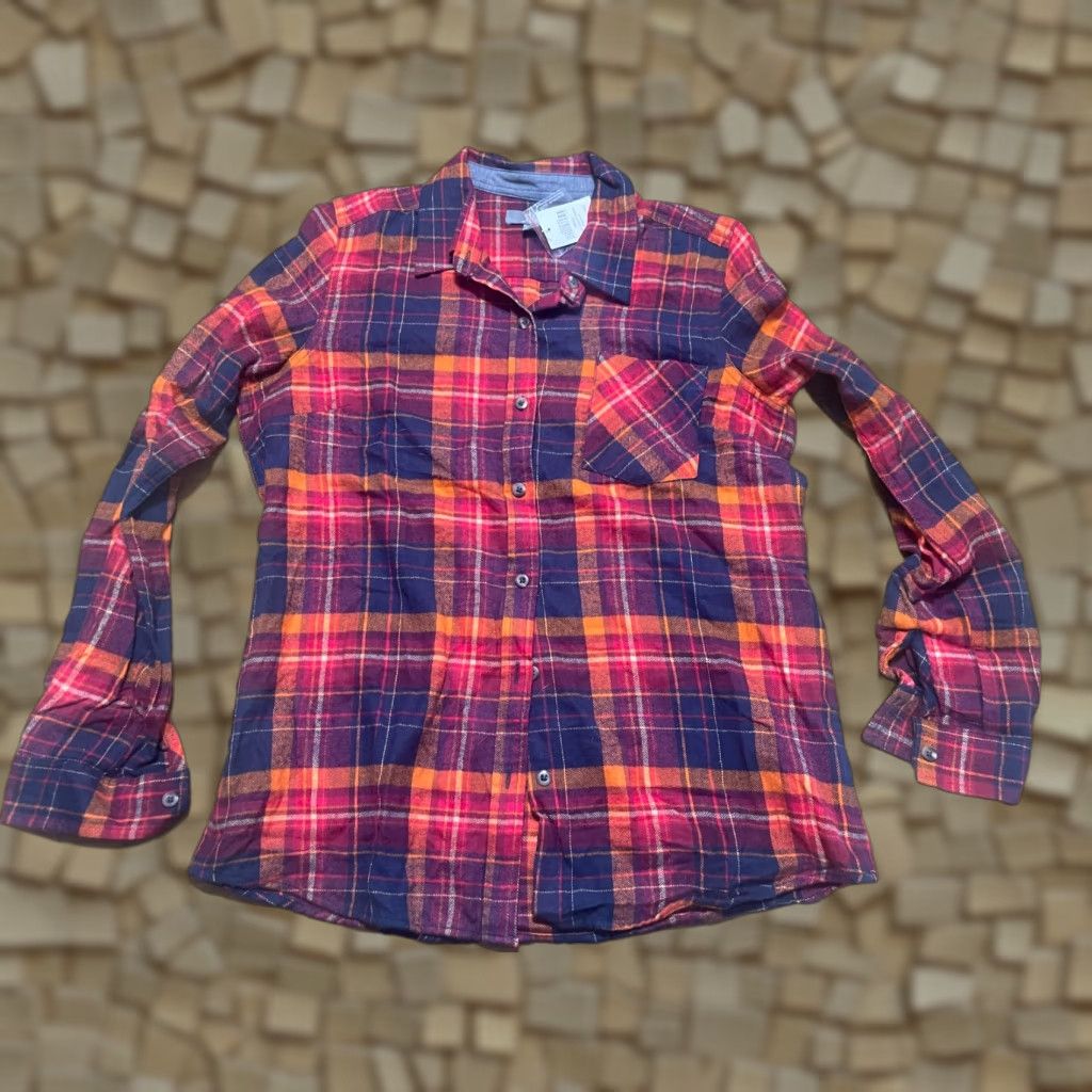 Vintage VINTAGE? No. Naturals Reflections Shirt, Women's Size Small, Red Blue, Plaid, Button Up Size S / US 4 / IT 40 - 1 Thumbnail