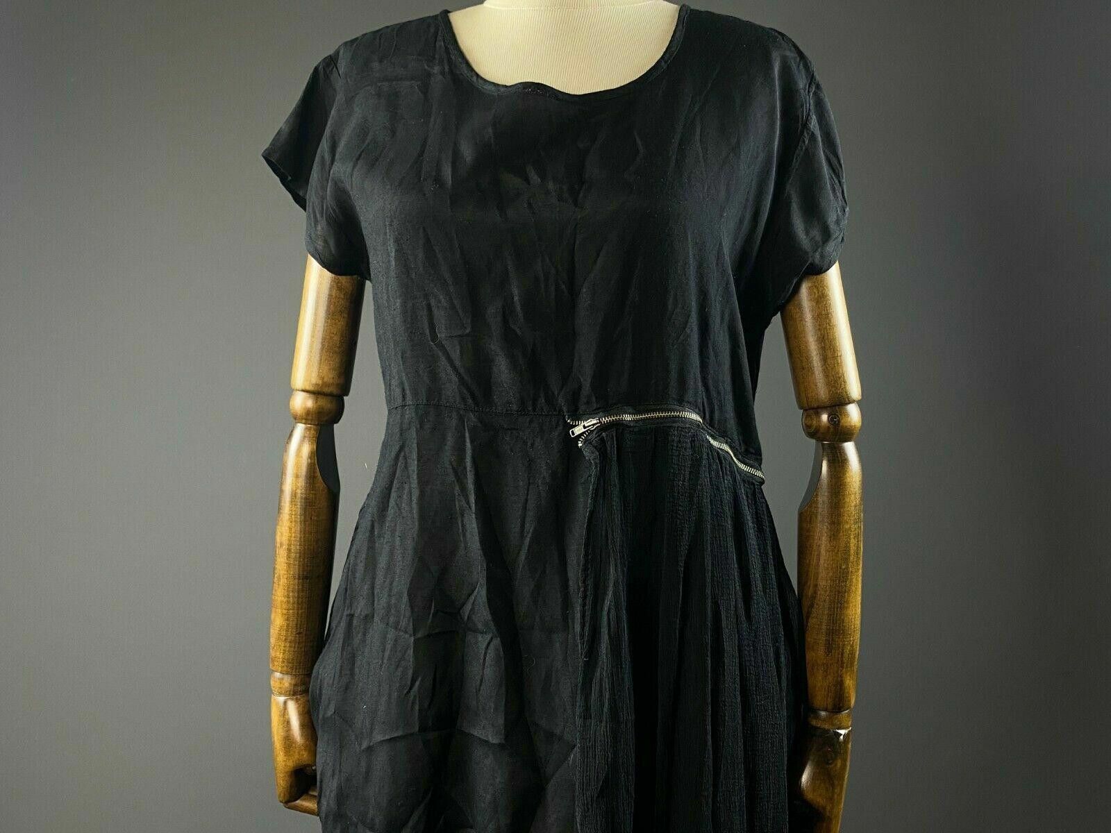 Massimo Osti Masai Black Short Sleeve Zip A-Line Knee Lenght Dress Size M Size M / US 6-8 / IT 42-44 - 4 Thumbnail