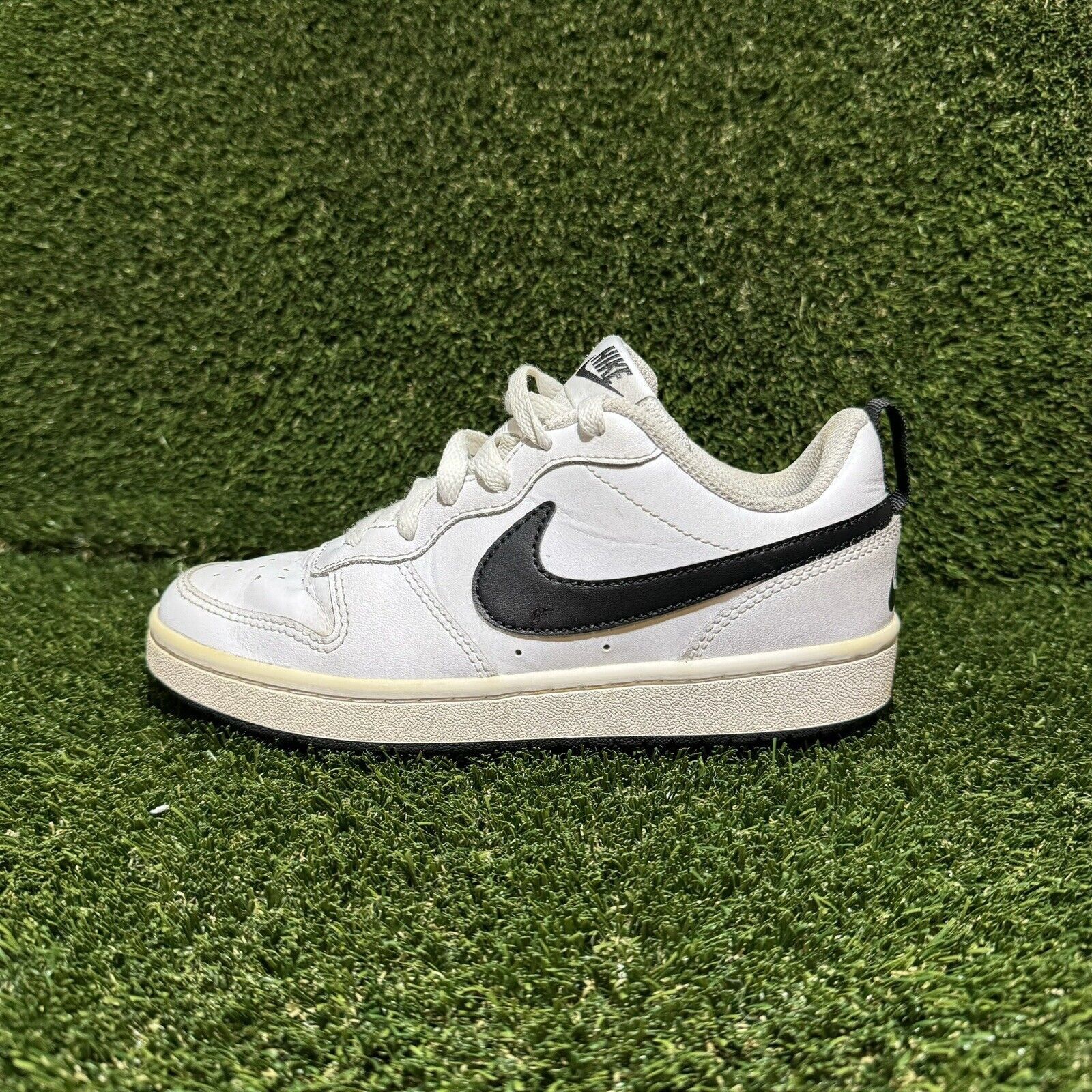 Nike Size 5W/3.5Y (GS) - Nike Court Borough Low 2 White/ Black Size US 5 / IT 35 - 1 Thumbnail