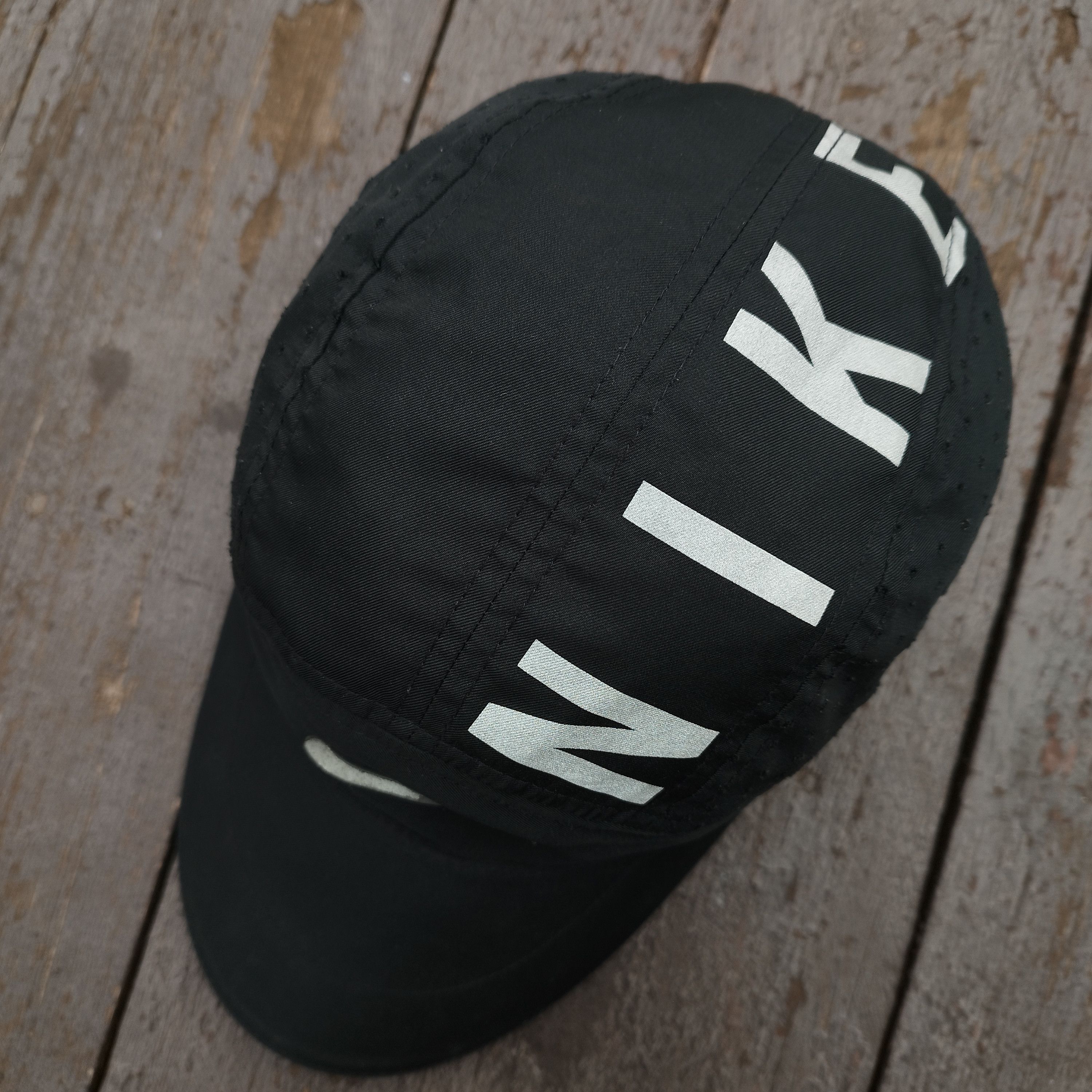 Nike Vintage Nike Running Cap 3M Reflective Spellout Techwear Size ONE SIZE - 5 Thumbnail