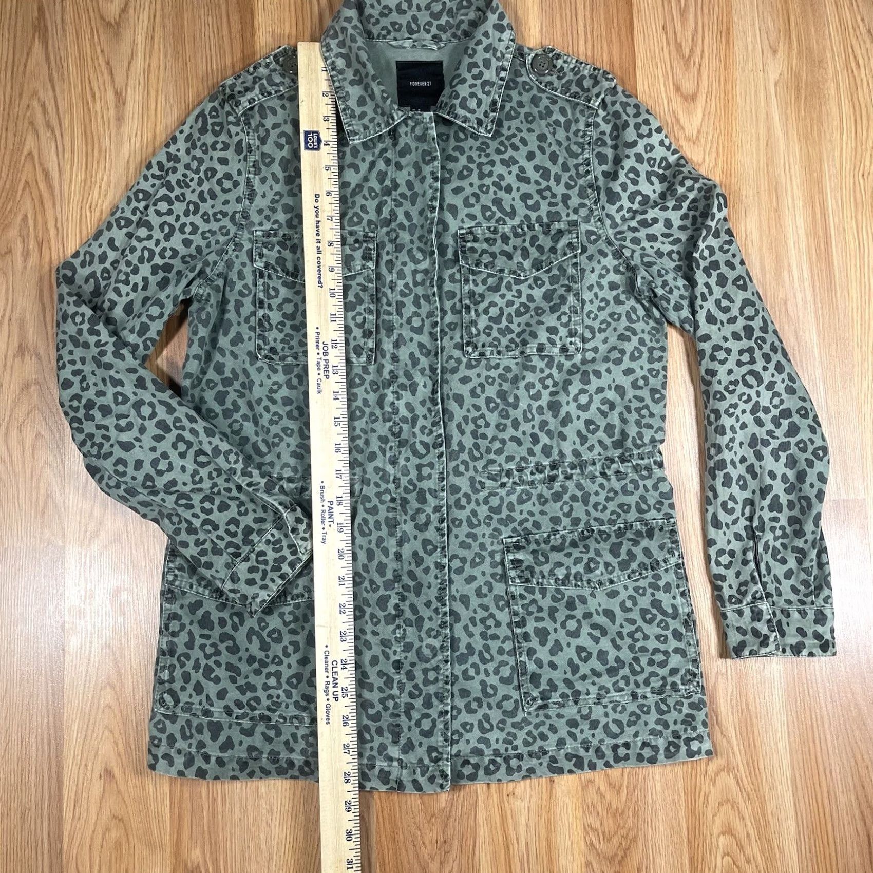 Forever 21 Forever 21 Jacket Camouflage Womens Size M Front Zip Button Coat Shirt Long Sleeve Jacket Womens Mens? Size M / US 6-8 / IT 42-44 - 3 Thumbnail