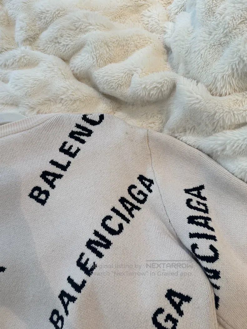 Balenciaga Balenciaga Logo-printed round-neck long-sleeve knit top Size XS / US 0-2 / IT 36-38 - 7 Thumbnail