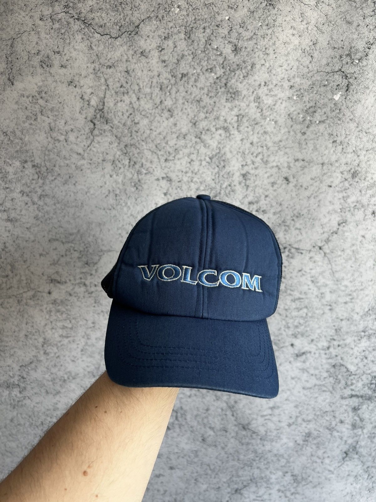 Volcom Volcom Vintage Trucker Cap Blue One Size Made In Korea Size ONE SIZE - 17 Thumbnail