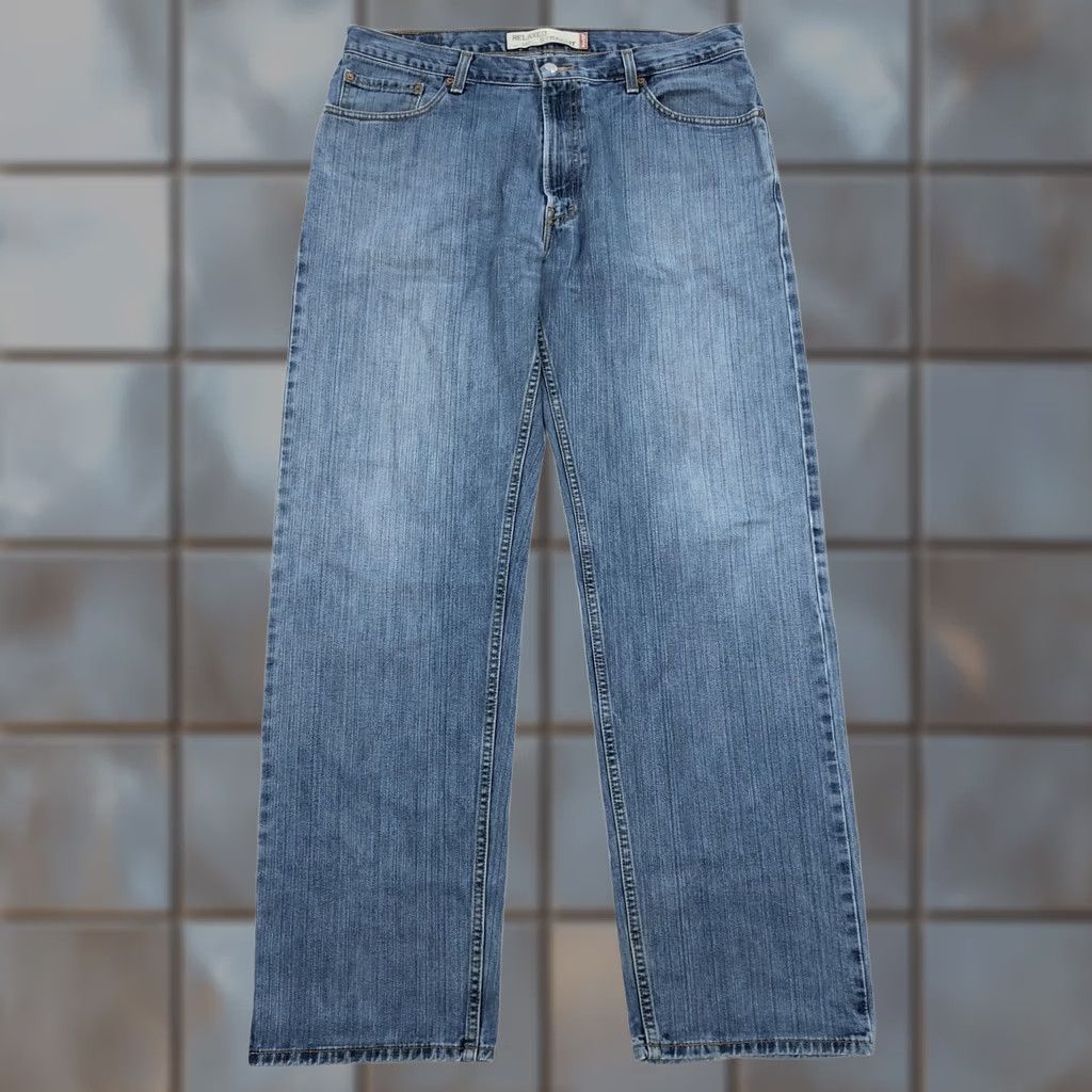 Levi's Levi's 559 Jeans Straight 36x34 Medium Wash Denim Distress Fade 5-Pocket Men Regular Zip Button"} Size US 36 / EU 52 - 1 Thumbnail